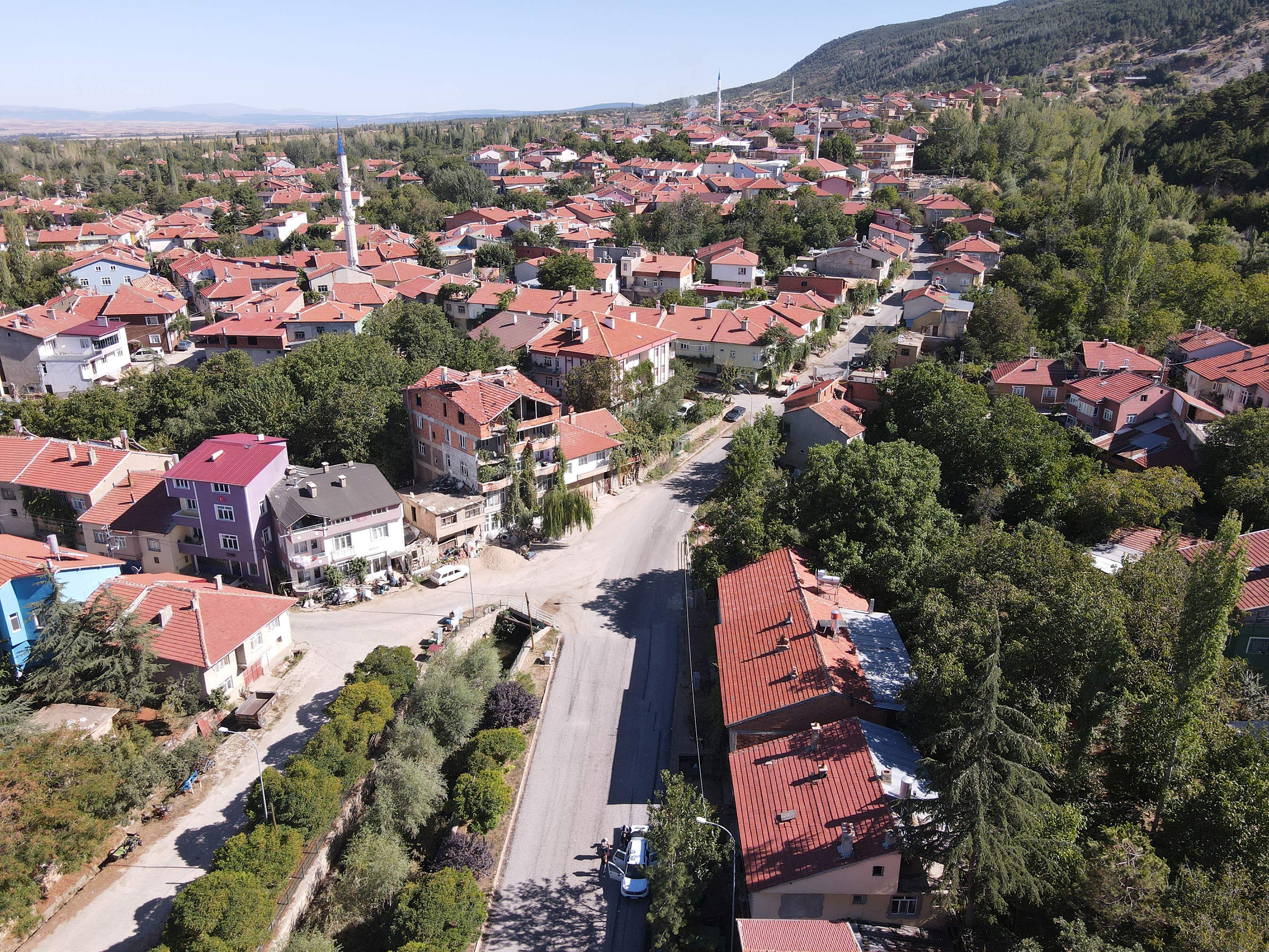 Konya Büyükşehir'den Akşehir Mahalle Yollarına 23 Milyonluk Yatırım