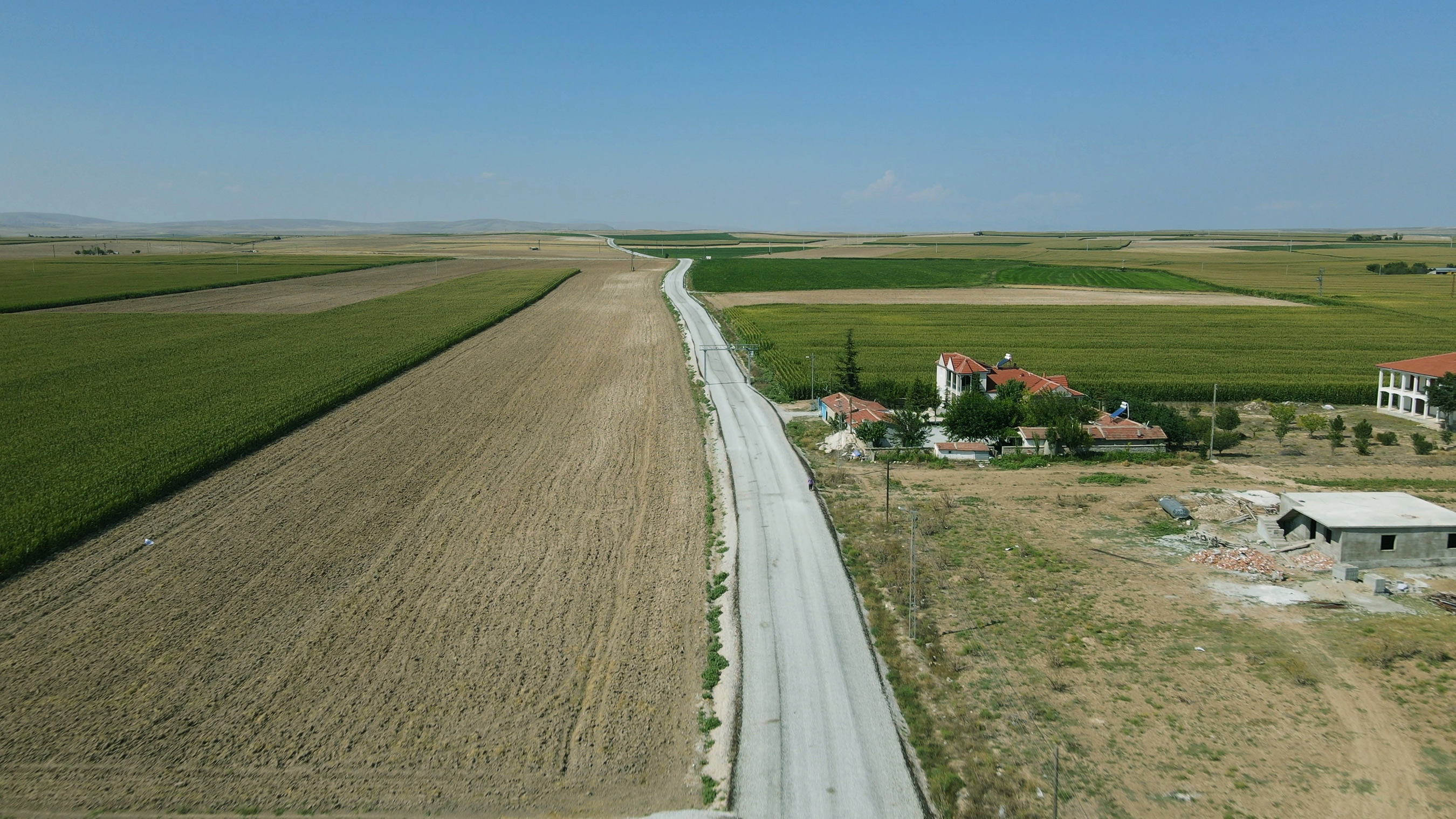 Konya Büyükşehir'den Çeltik'e 21,7 Kilometre Daha Mahalle Yolu 