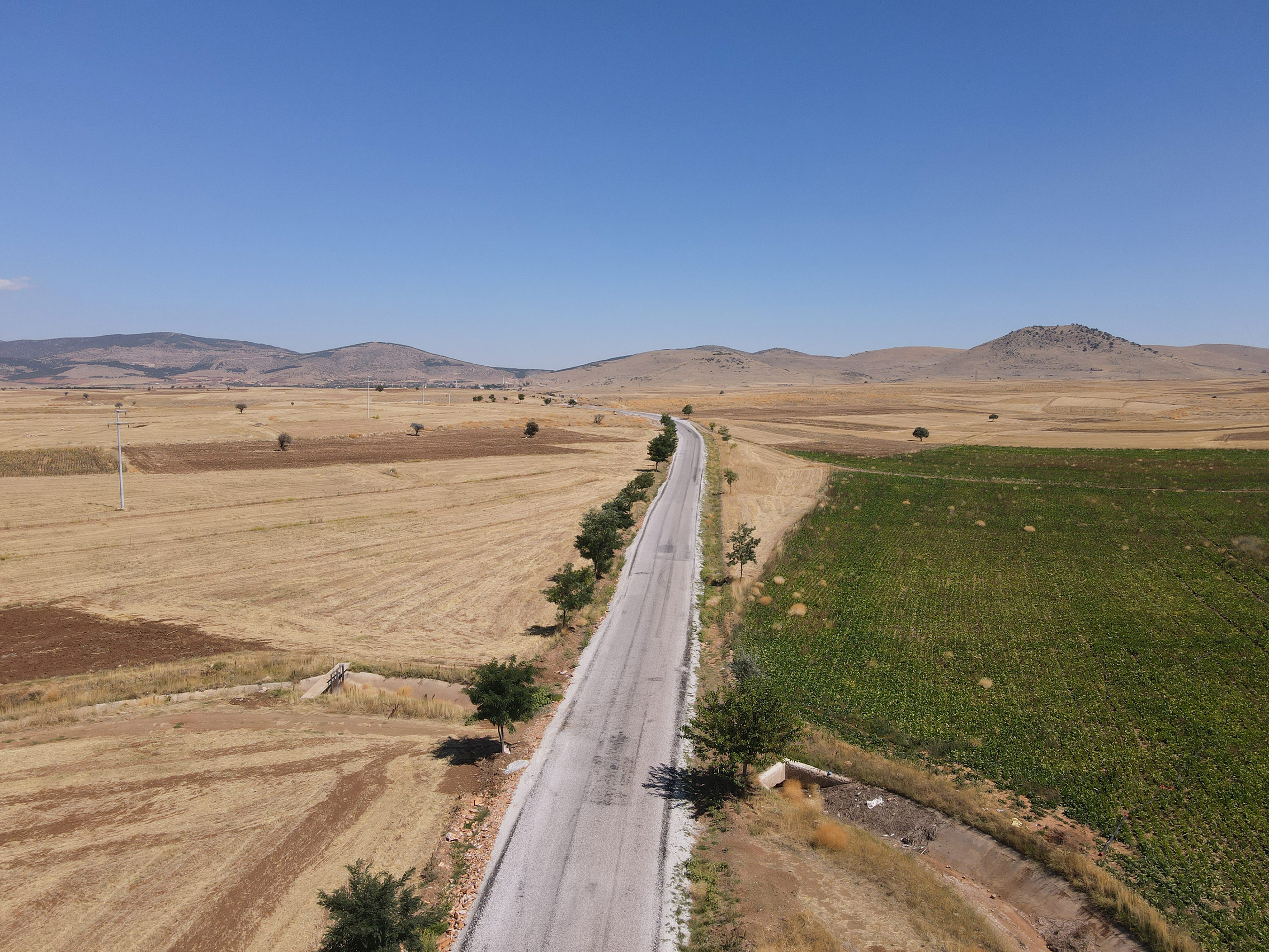 Konya Büyükşehir Hüyük'e 40.2 Km Daha Mahalle Yolu Kazandırdı