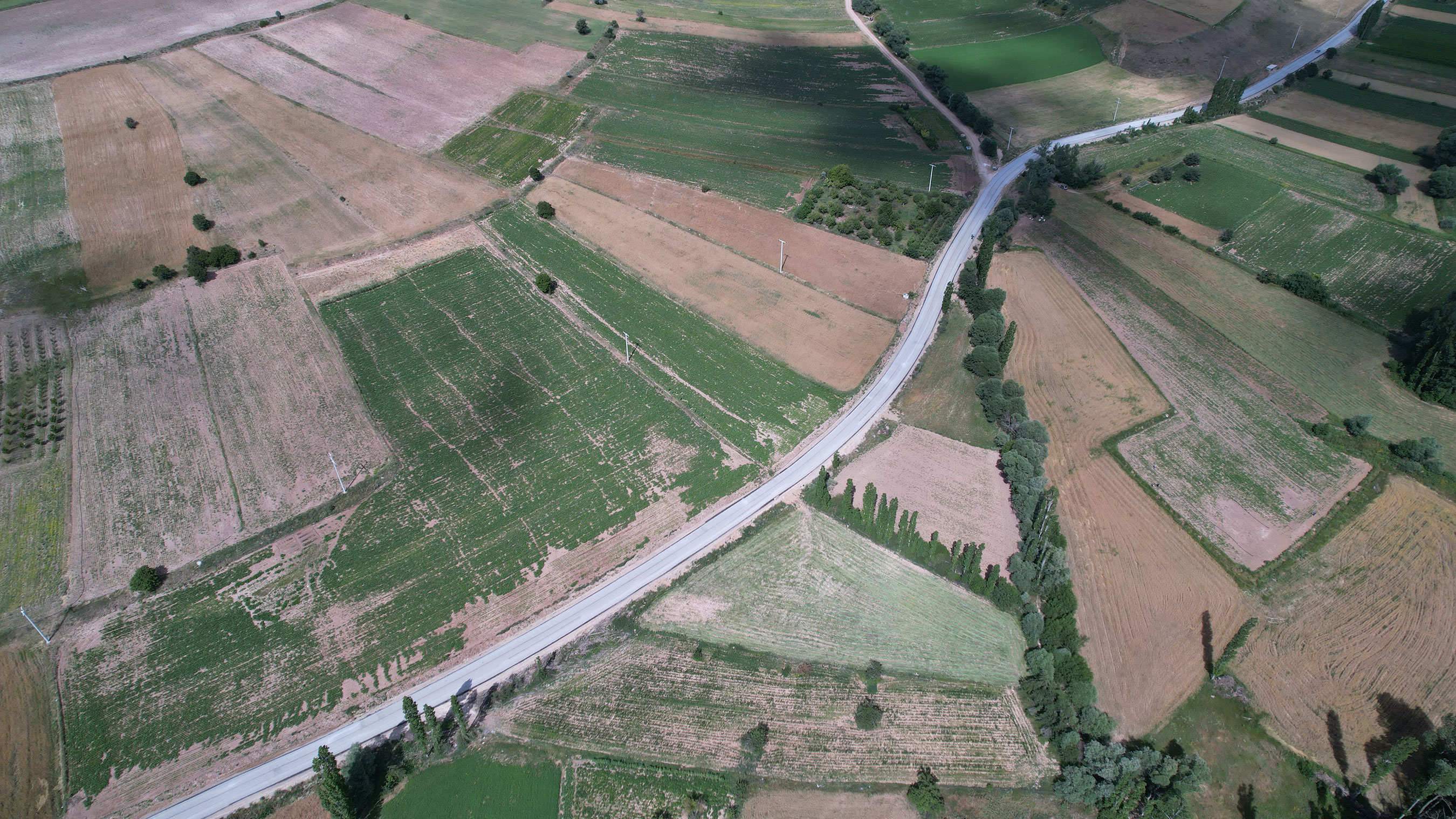 Konya Büyükşehir Ilgın'da Mahalle Yolu Standardını Yükseltiyor