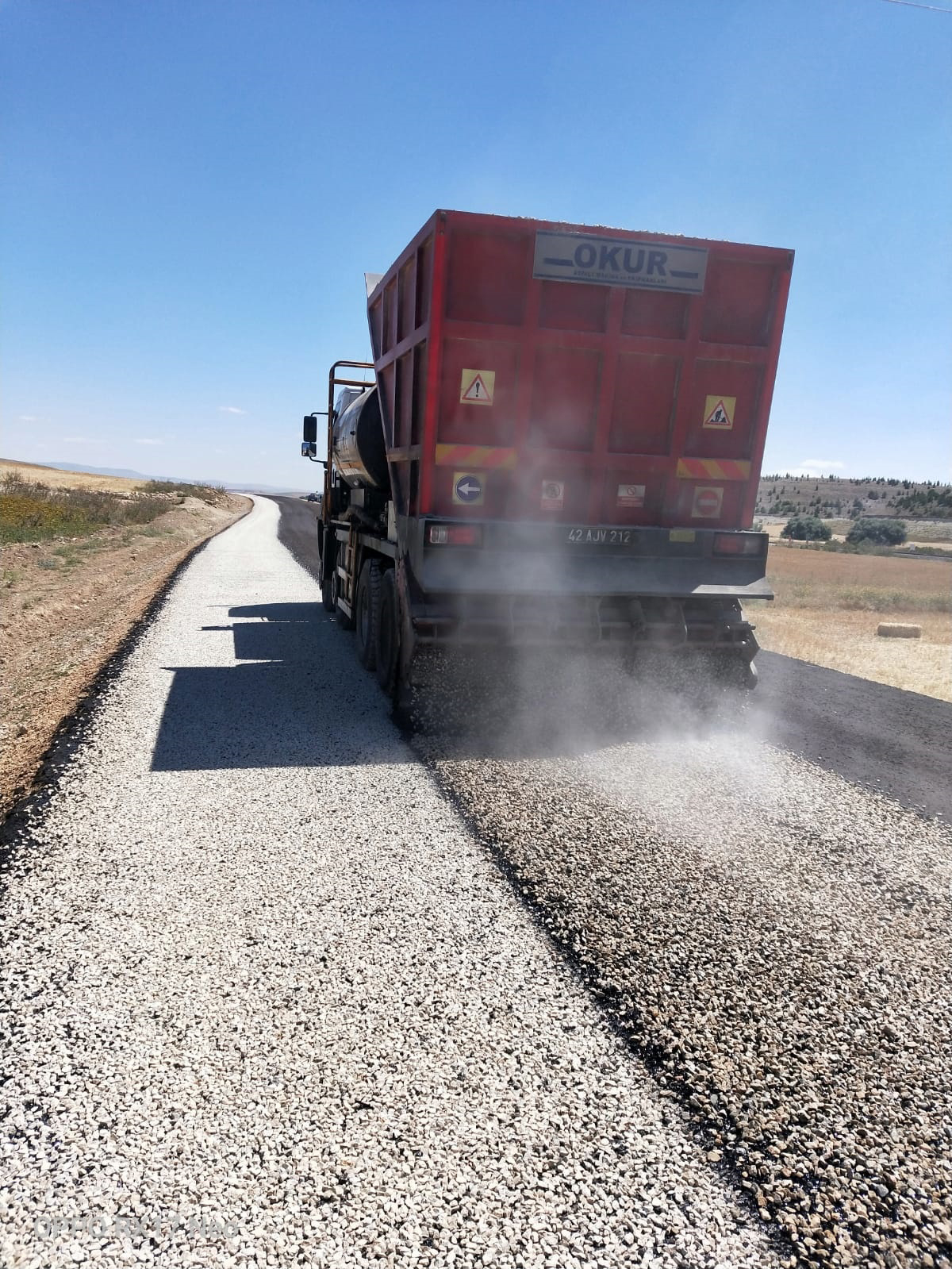 Konya Büyükşehir Ilgın'da Mahalle Yolu Standardını Yükseltiyor
