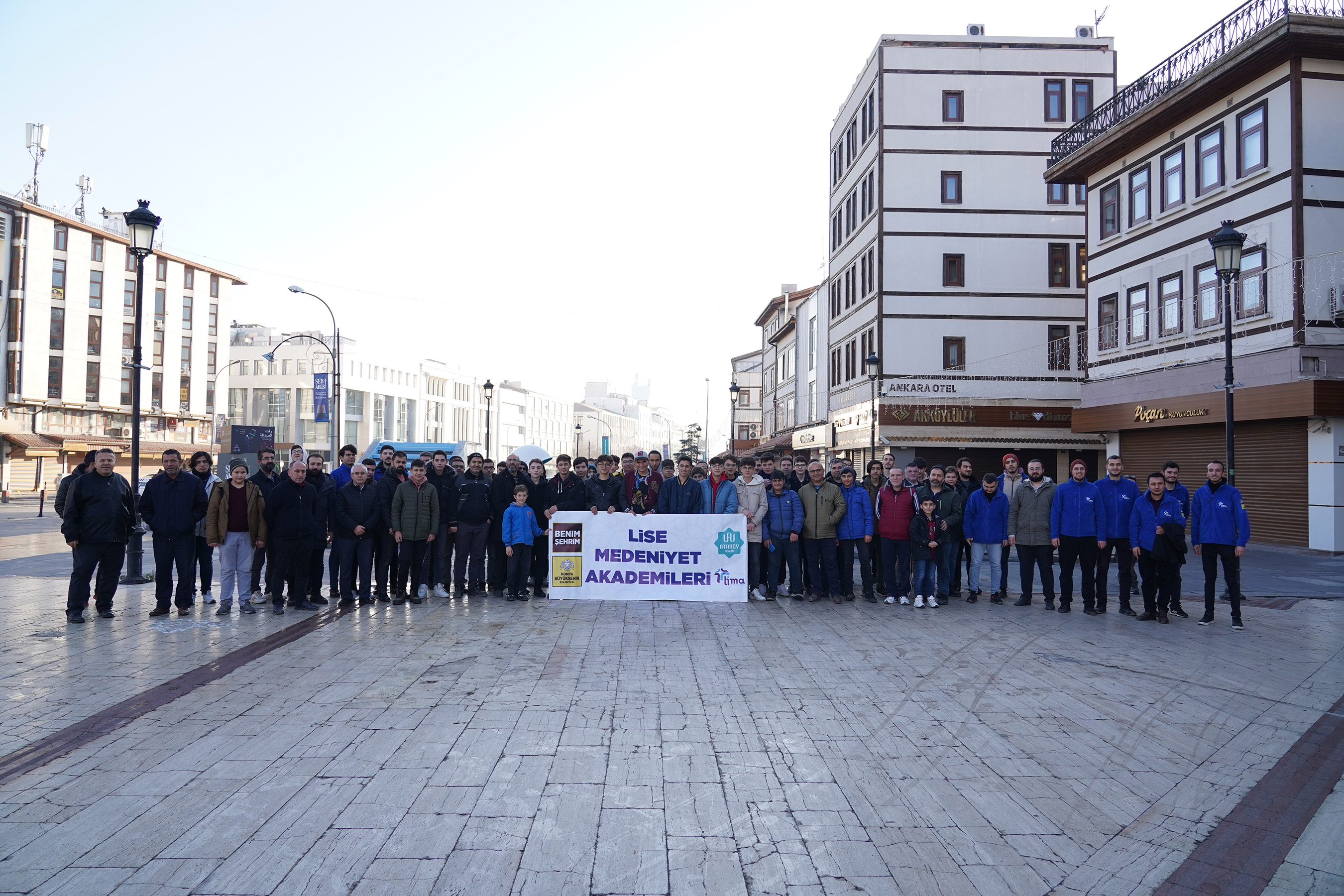 Lise Medeniyet Akademilerinde Baba-Oğul Aynı Safta Buluştu