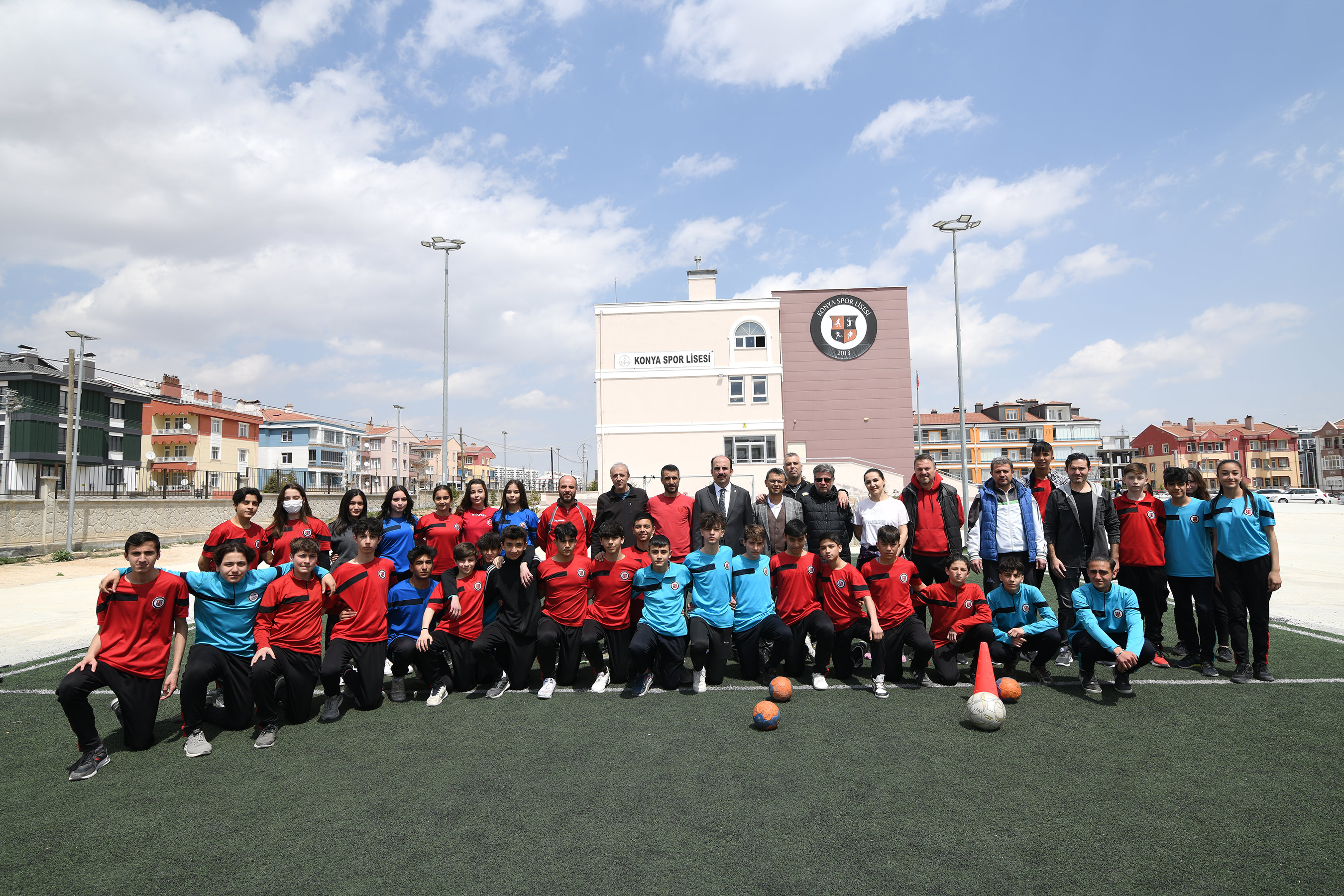 Başkan Altay: 'Gençlerle Aramızda Çok Güzel Bir Muhabbet Var'