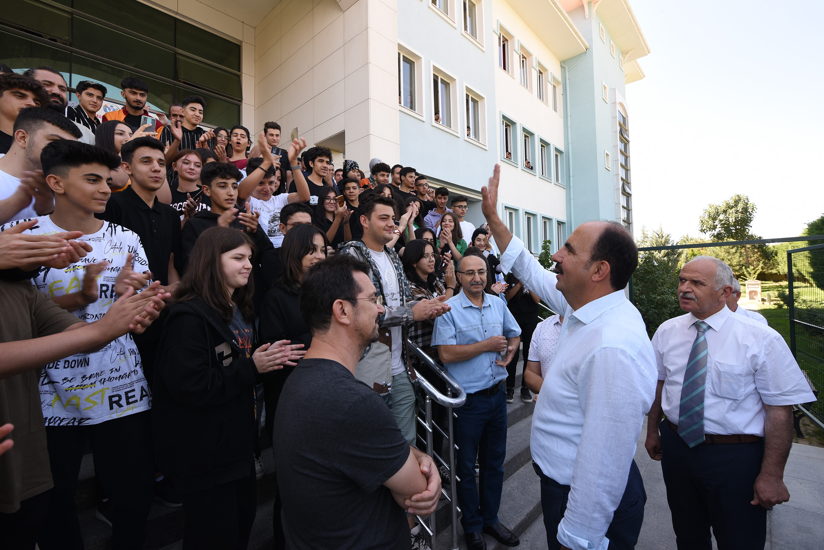 Başkan Altay Şehit Ufuk Baysan Anadolu Lisesi Öğrencileriyle Buluştu