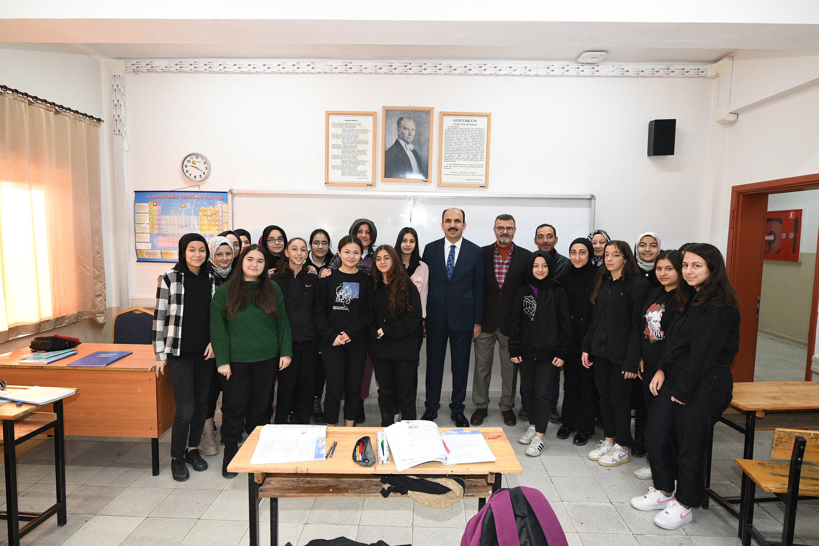 Başkan Altay: 'Yarınlarımızı İnşa Edecek Gençlerimize Güveniyorum'