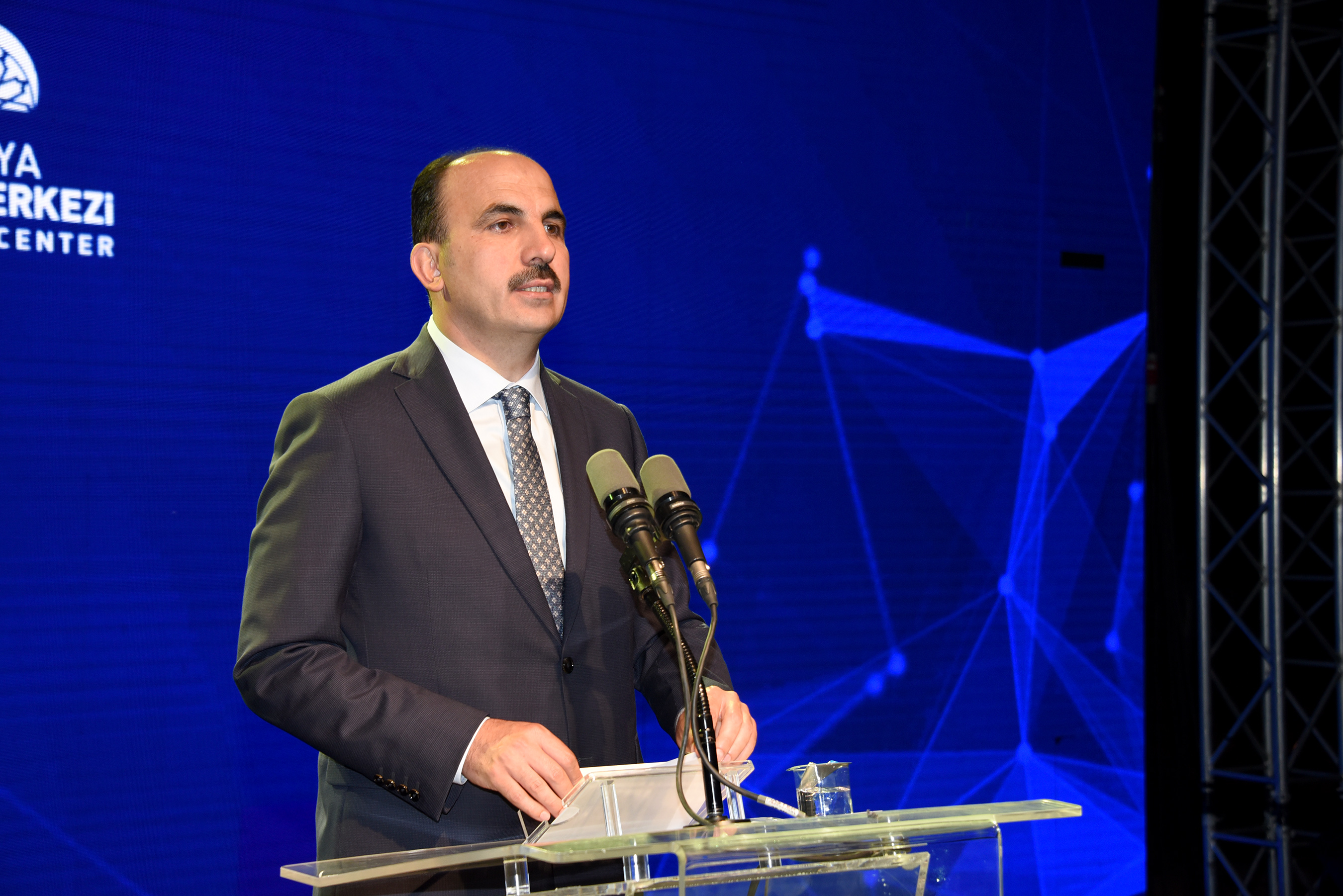 Bakan Varank: 'Konya'da Yaktığımız Bilim Meşalesi Ülkenin Dört Bir Köşesine Yayıldı'