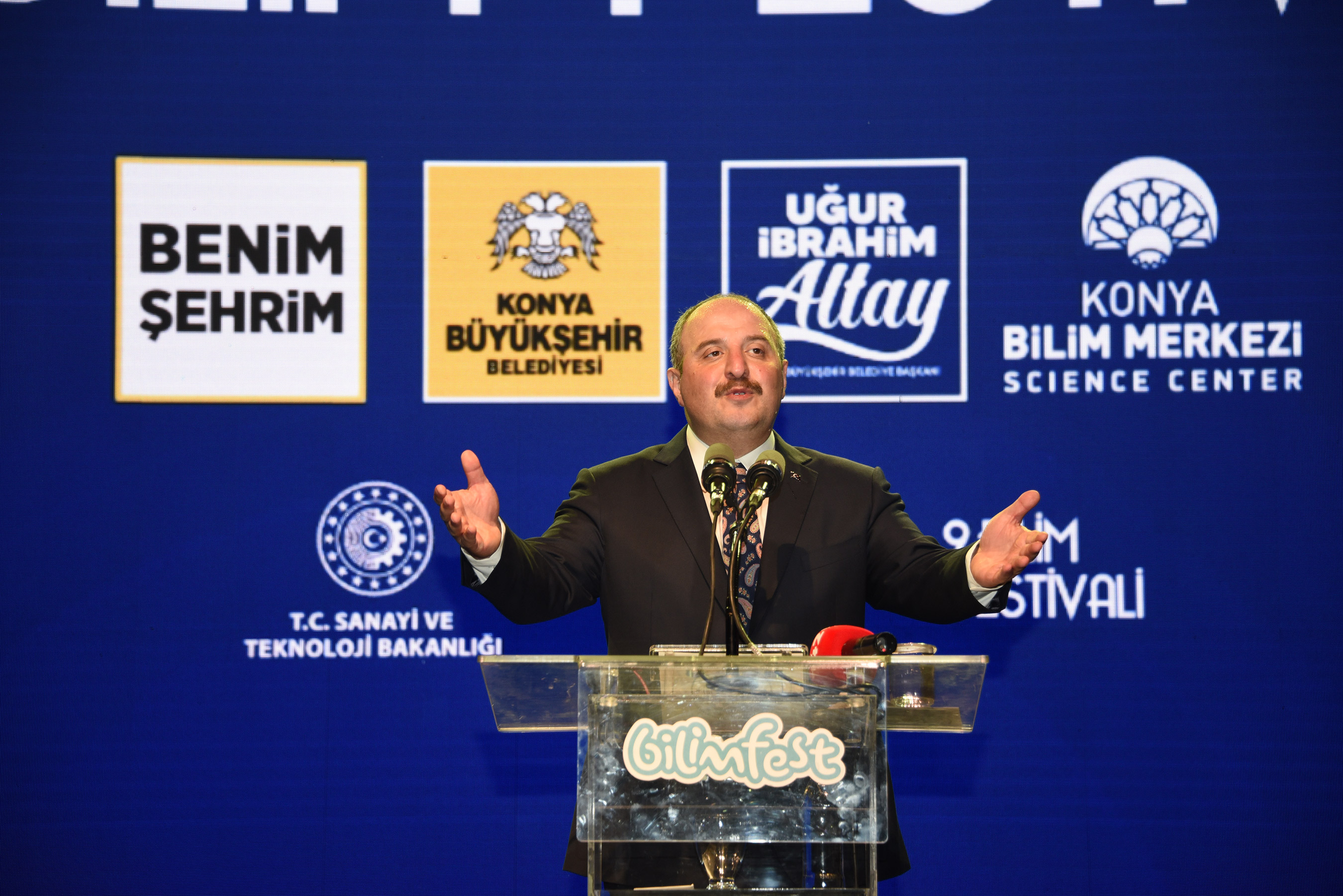 Bakan Varank: 'Konya'da Yaktığımız Bilim Meşalesi Ülkenin Dört Bir Köşesine Yayıldı'