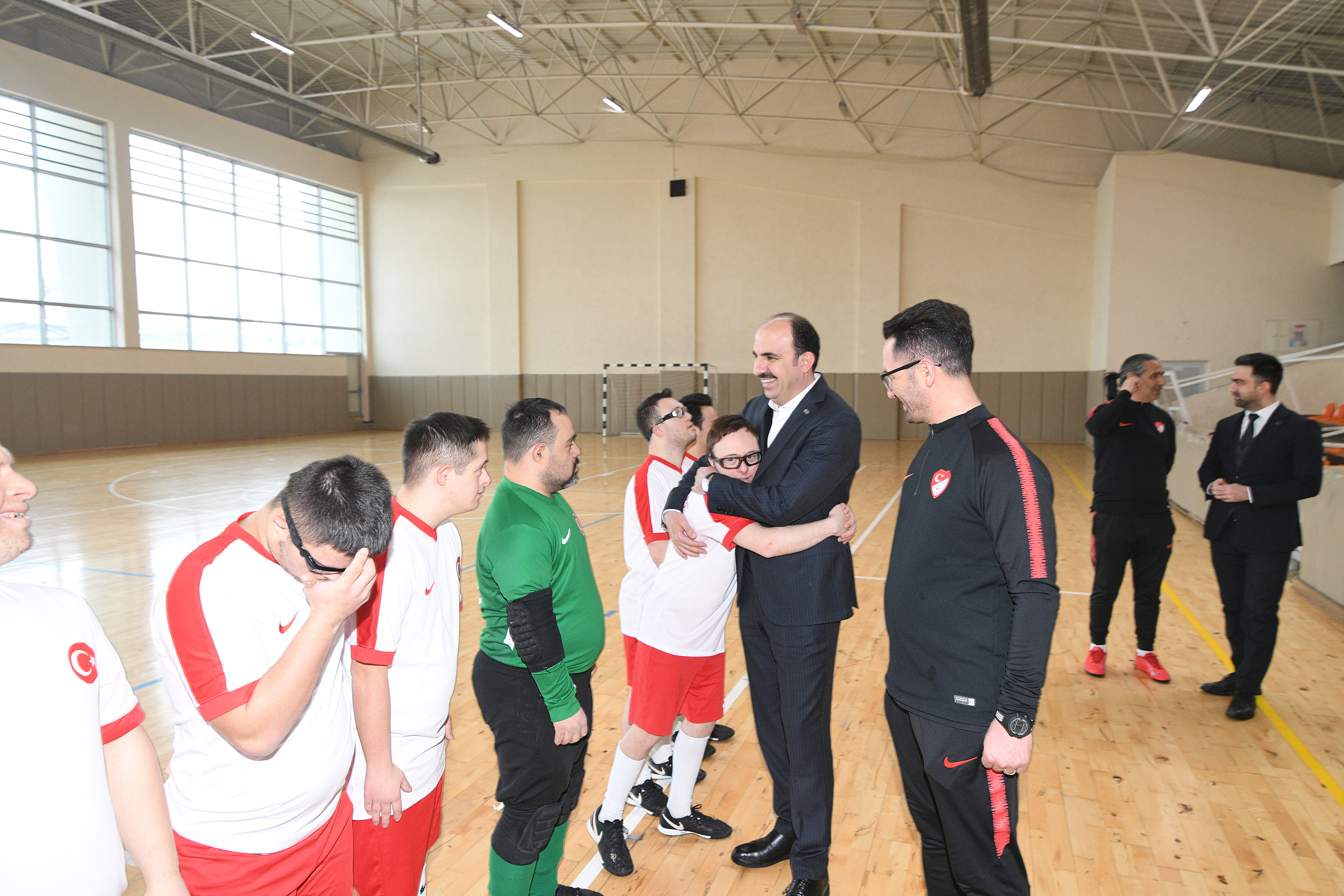 Başkan Altay Down Sendromlular Futsal Milli Takımı Kampını Ziyaret Etti