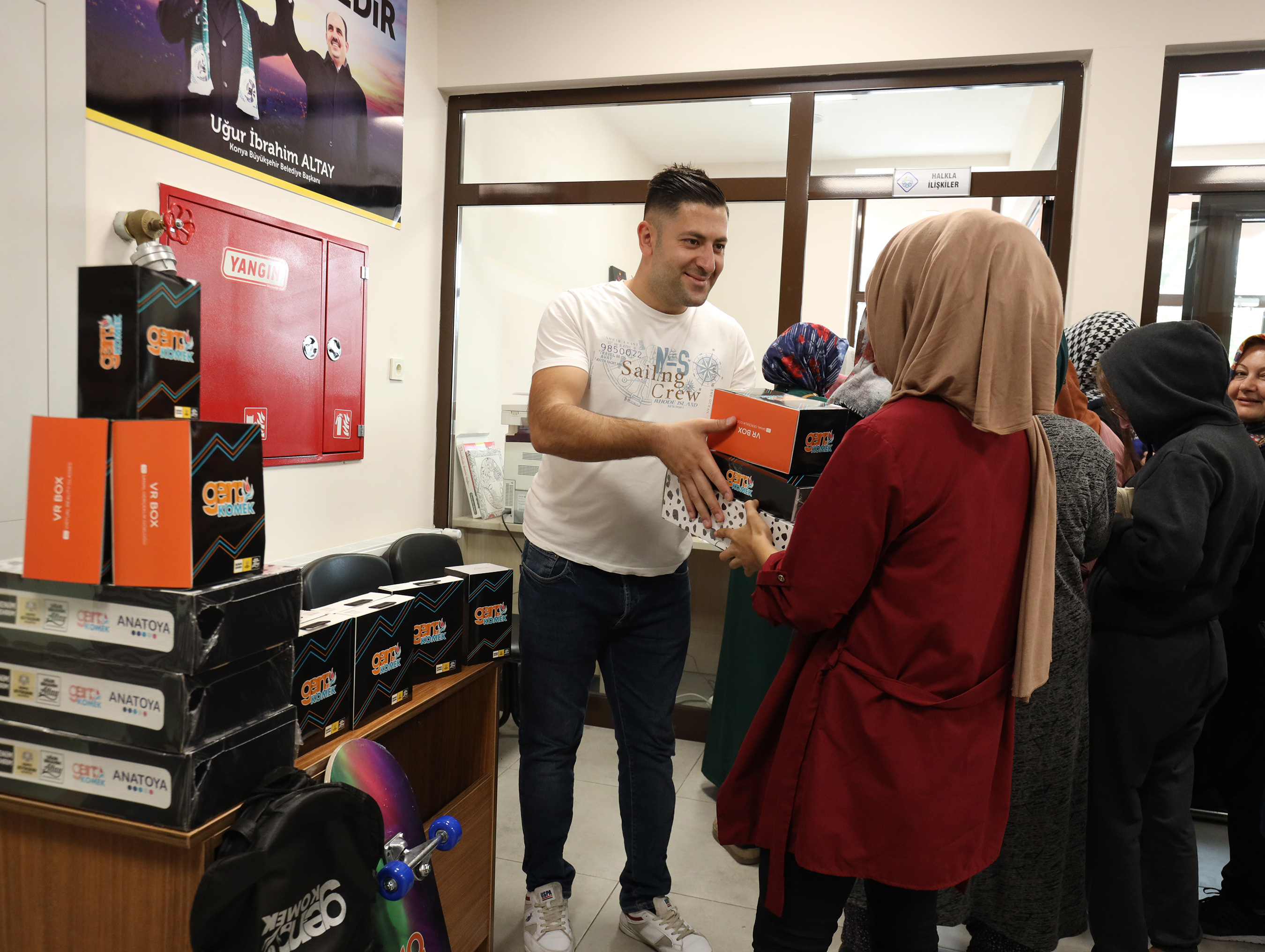 Genç KOMEK'te Başarılı Olan Öğrenciler Ödüllerini Almaya Başladı