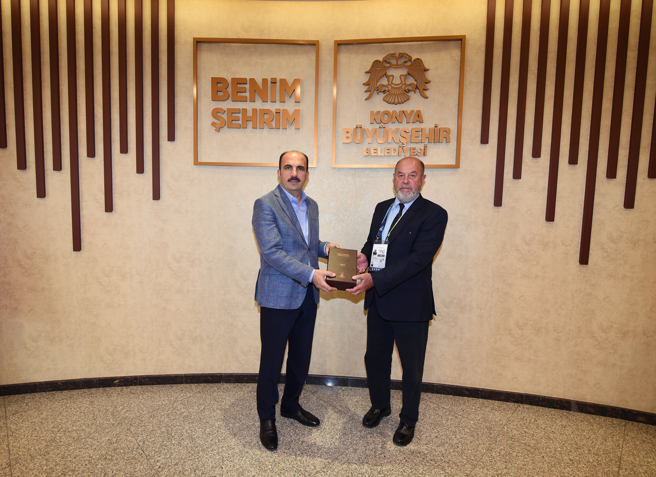 Dünya Karate Federasyonu Başkanı Espinos Başkan Altay'la Buluştu