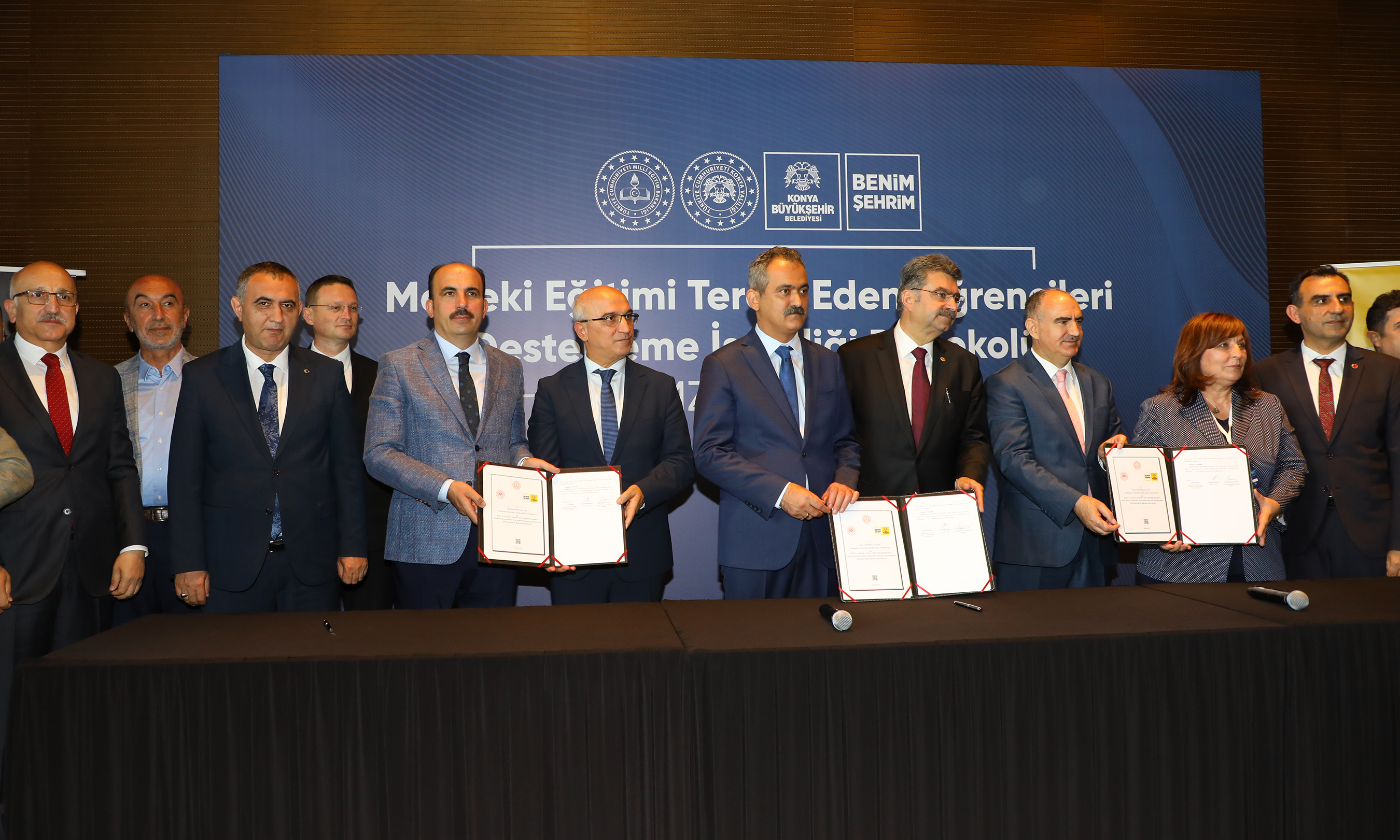 Konya Büyükşehir Mesleki Eğitimi Tercih Eden 5 Bin Öğrenciye Ayda 300 TL Burs Verecek