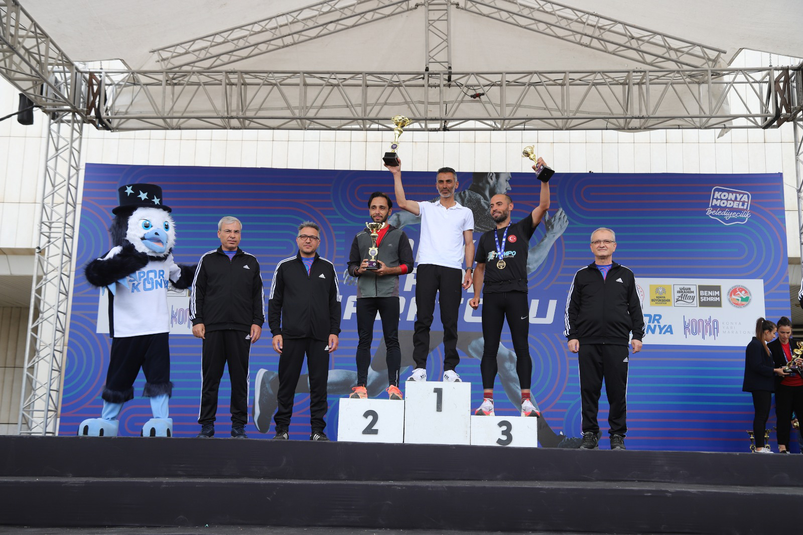 Konya'da Binlerce Sporcunun Katılımıyla Yarı Maraton Coşkusu Yaşandı 