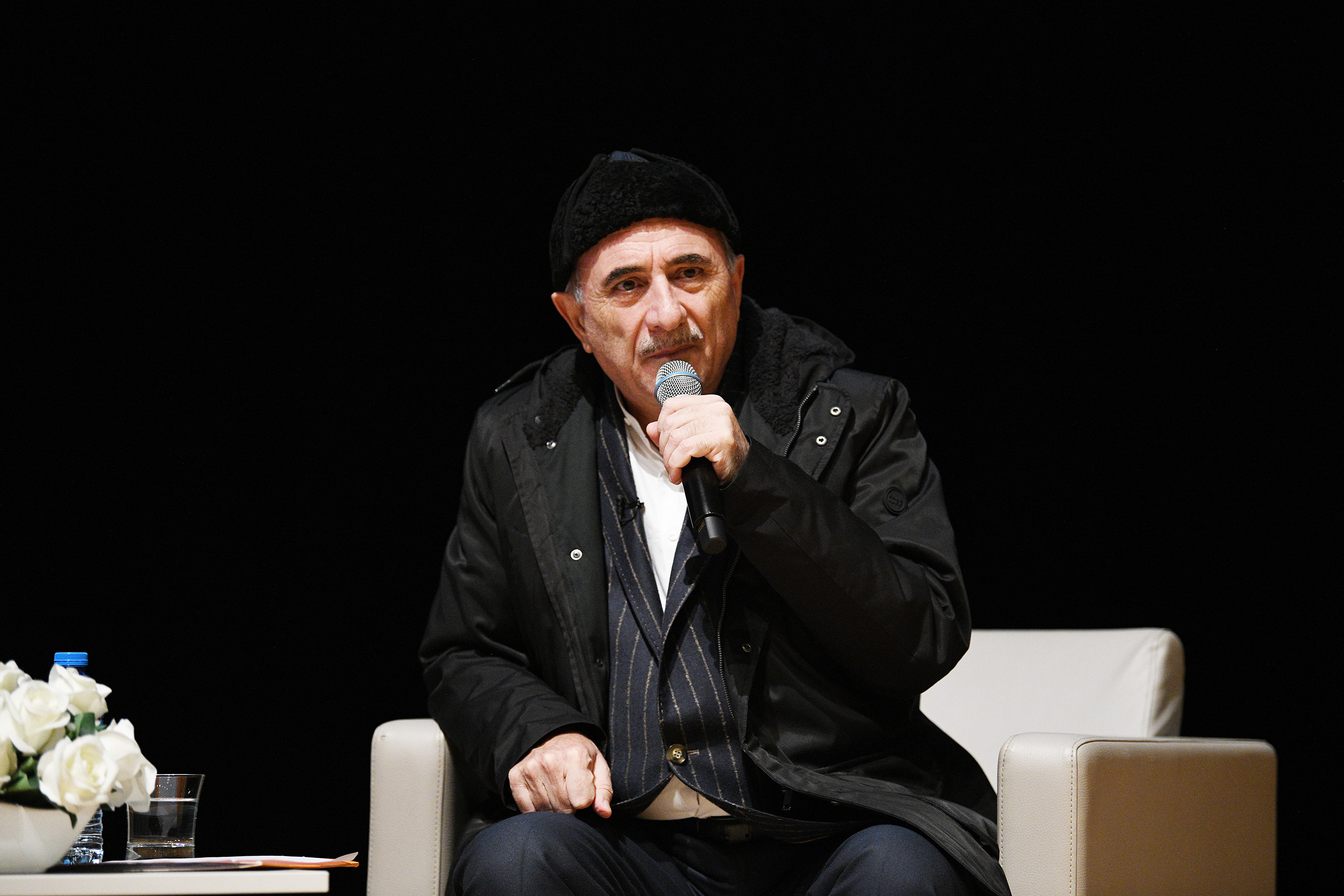 Nurullah Genç Konya'da Gençlere Başarının Sırrını Anlattı
