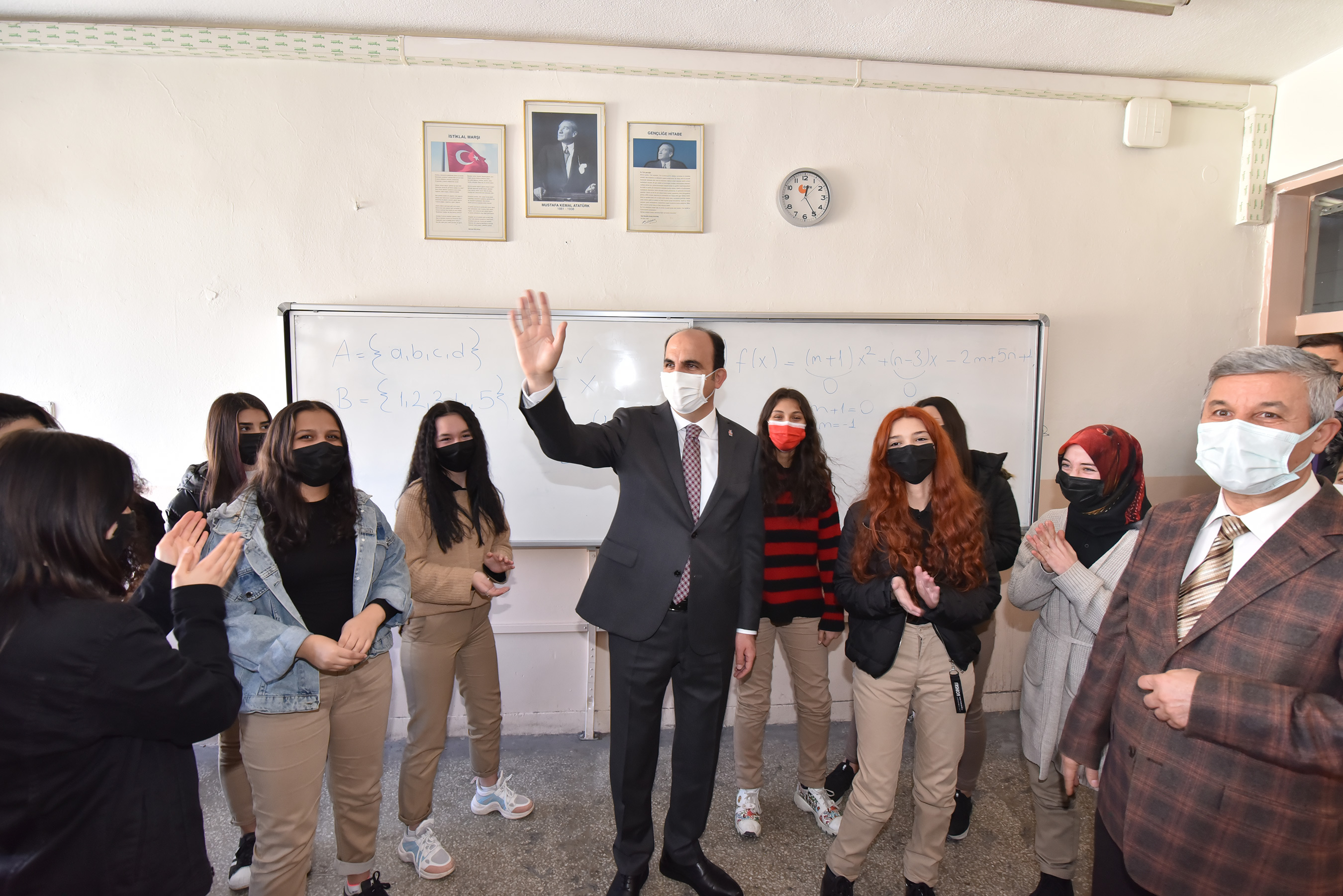 Başkan Altay Lise Öğrencileriyle Bir Araya Geldi