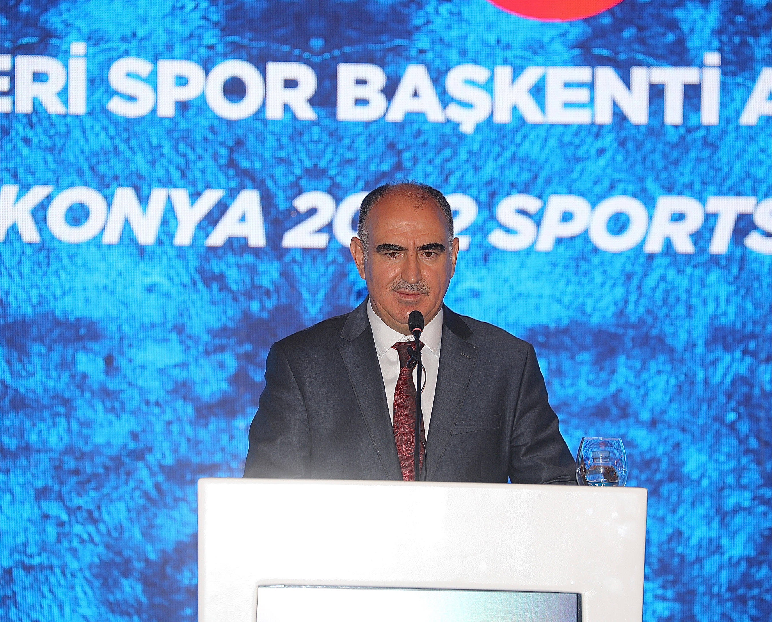 Bakan Kasapoğlu: 'Konya'da Dünyanın En Modern Altyapılarına Meydan Okuyabilecek Bir Rekabet Gücü Var'