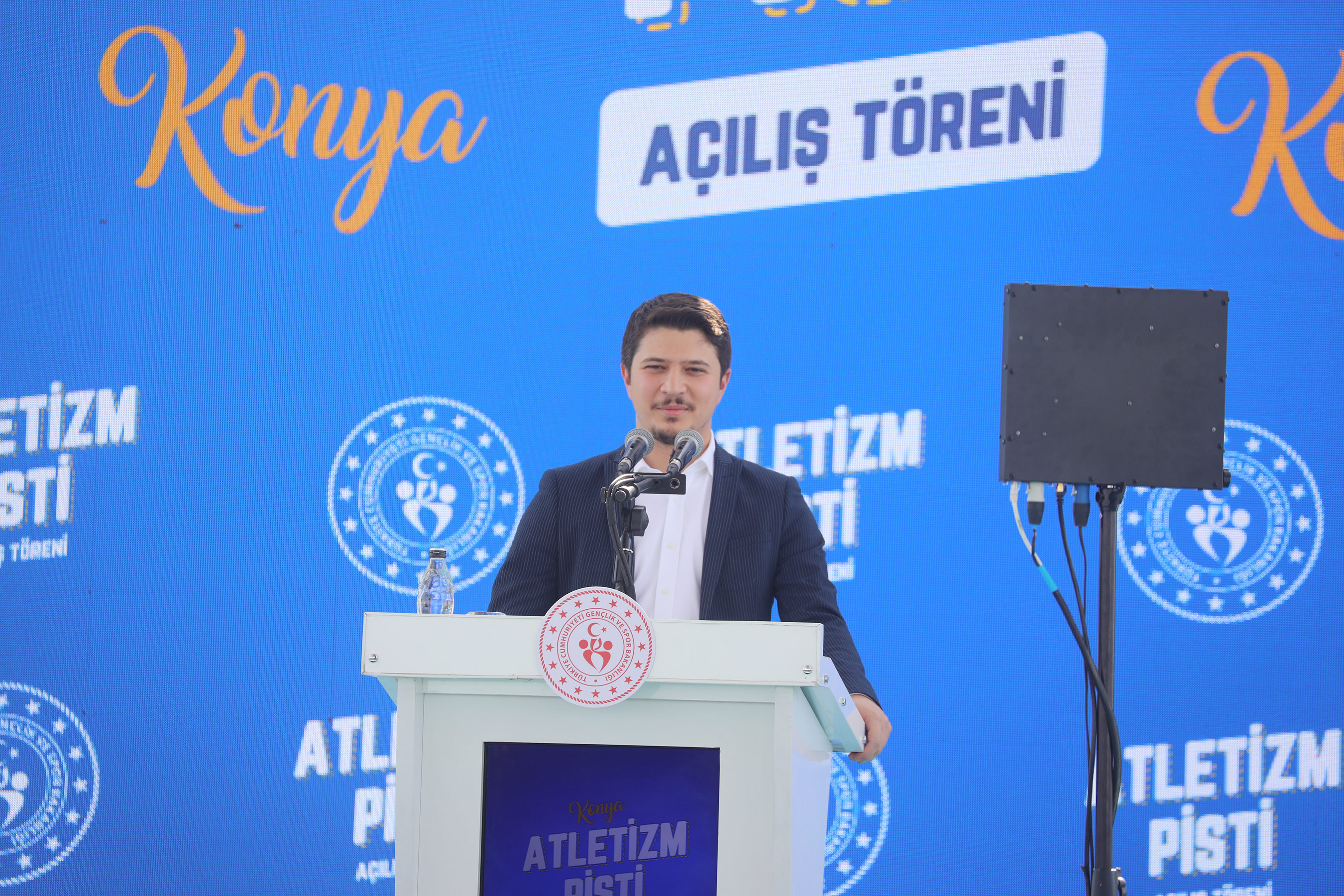 Konya'ya Dünya Standartlarında Atletizm Pistinin Açılışı Yapıldı