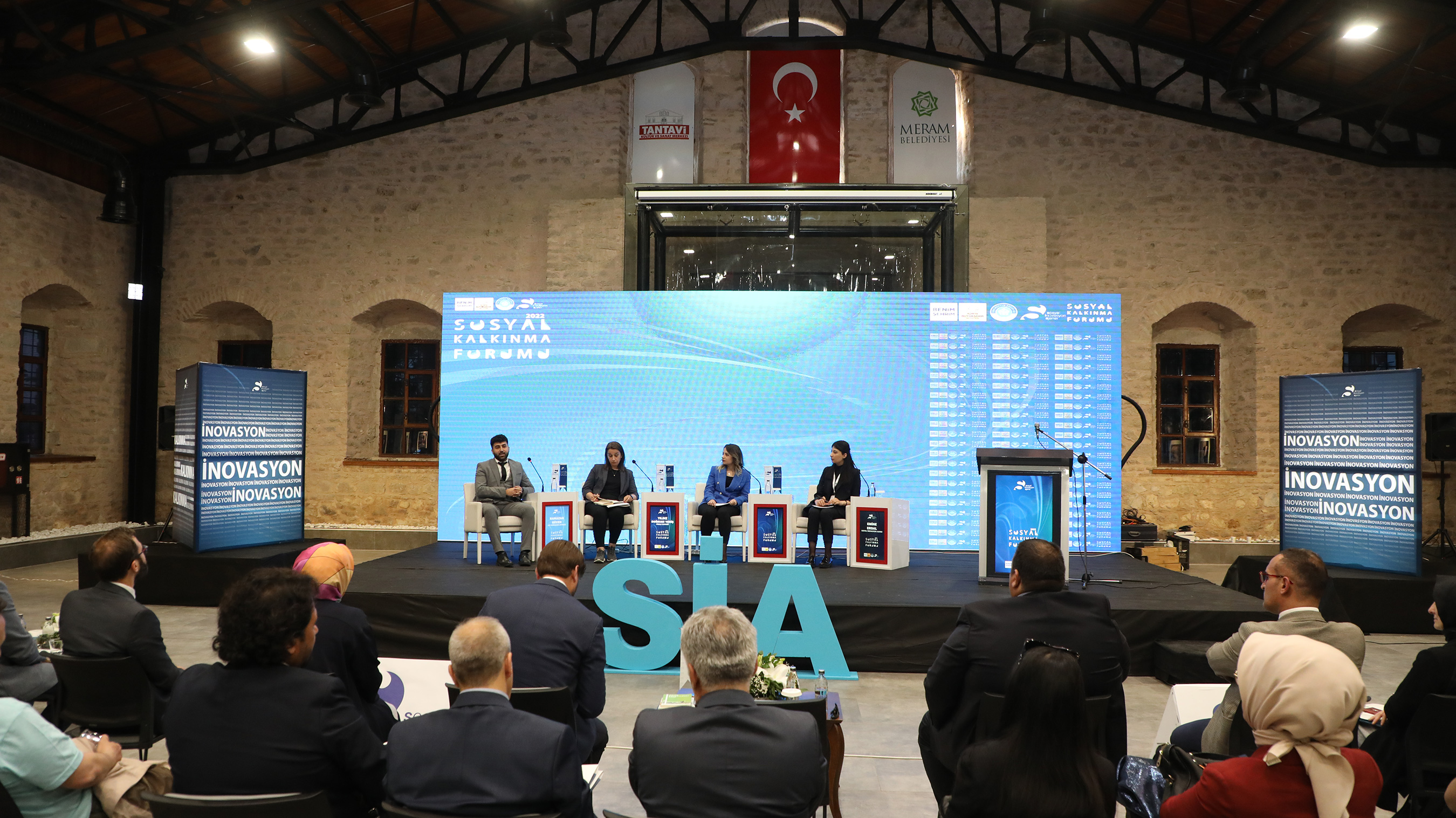 Konya Büyükşehir'den Sosyal Kalkınma Forumu