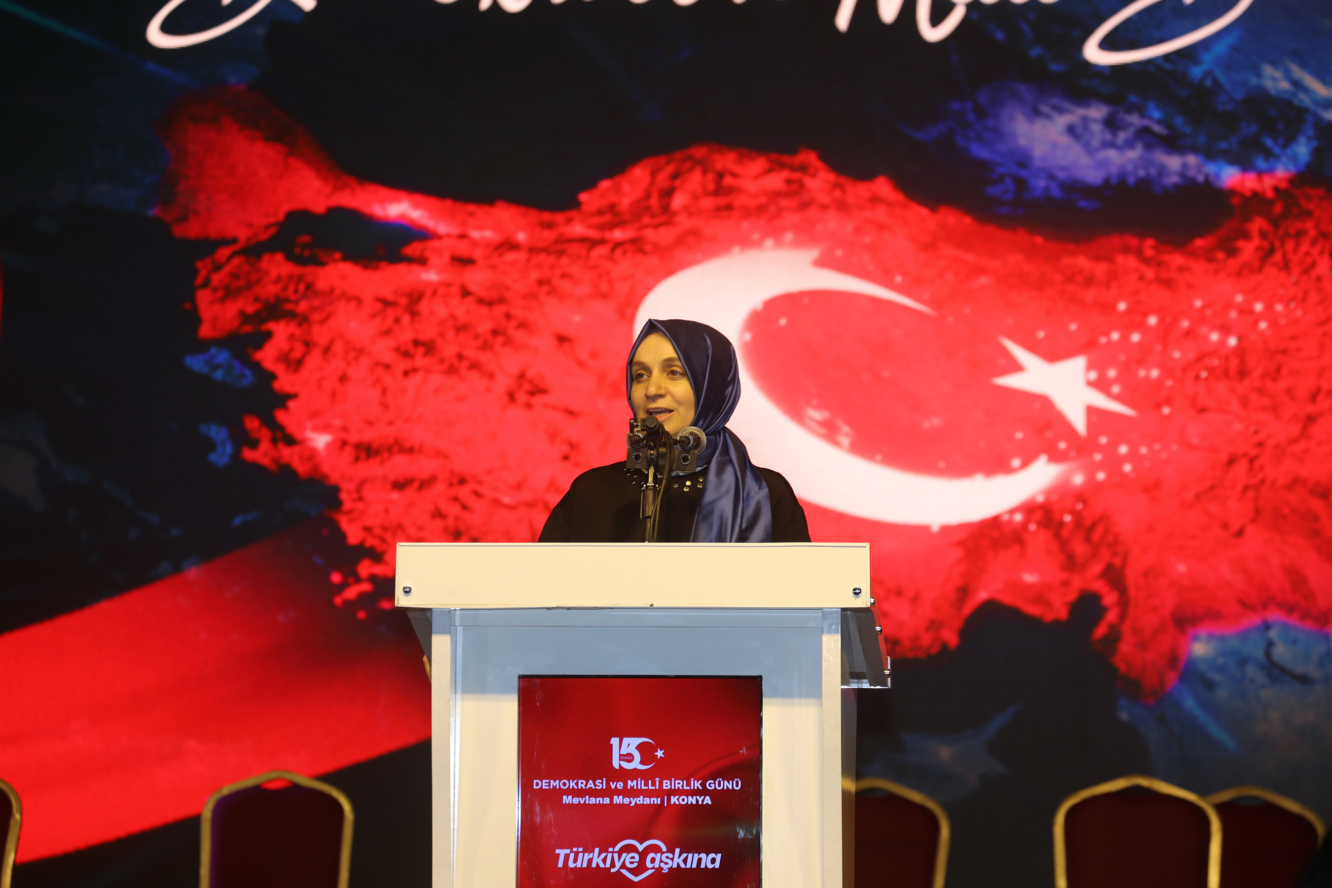15 Temmuz'un 6. Yılında Konyalılar Mevlana Meydanı'nı Doldurdu