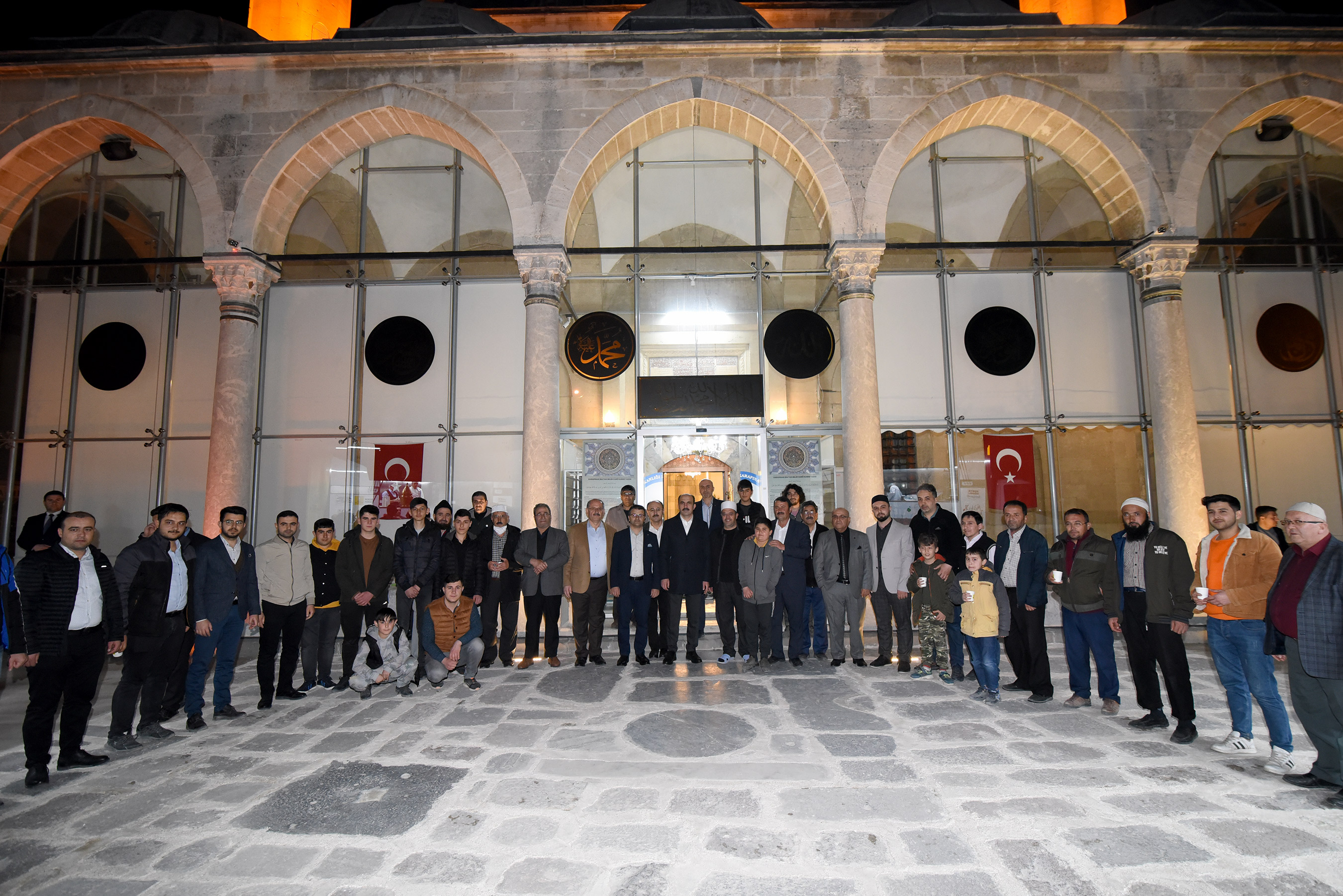 Başkan Altay, Ereğli ve Karapınar'da İftar ve Teravih Buluşmalarına Katıldı