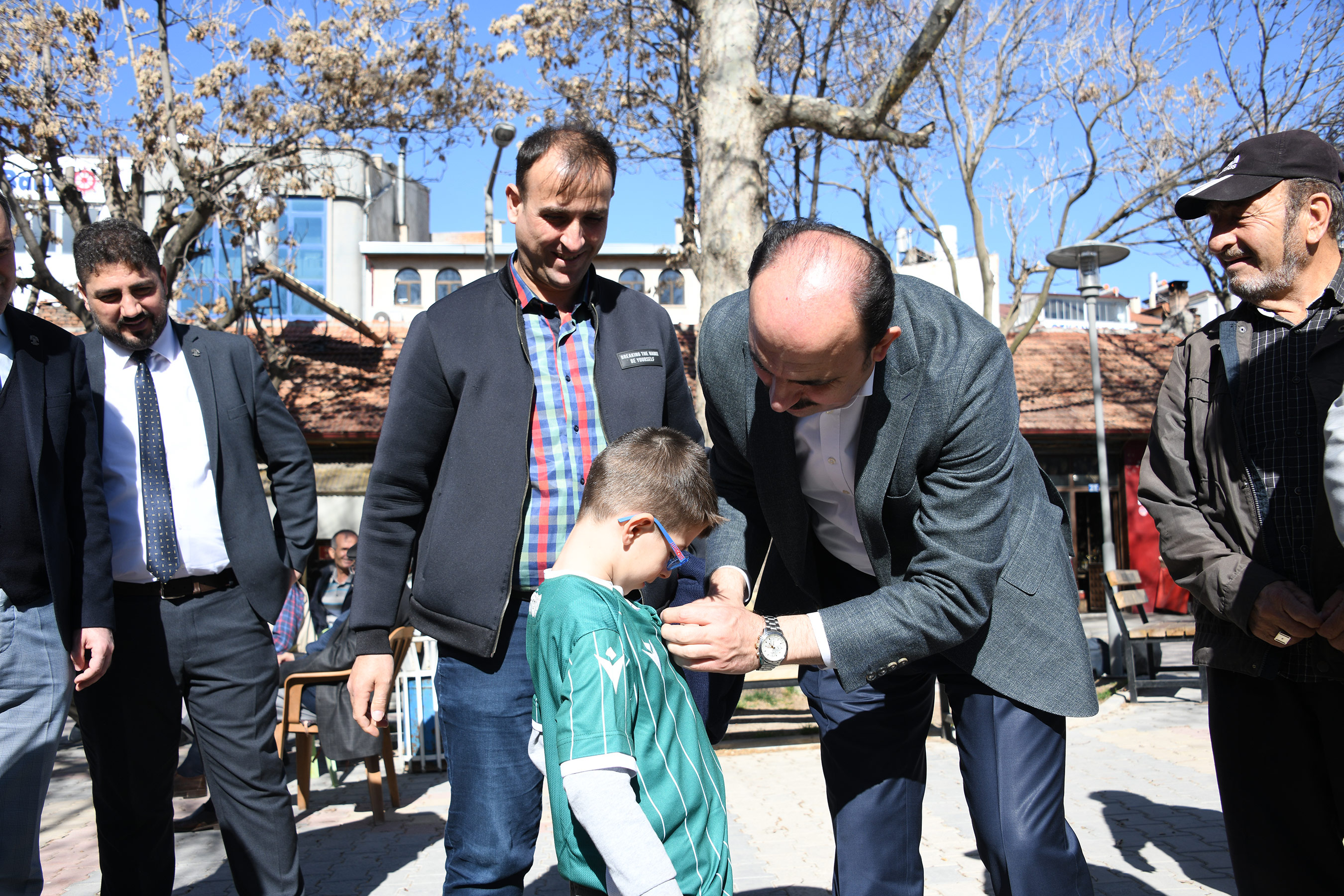 Başkan Altay İlçelerde Vatandaşların Ramazan Bereketine Ortak Oldu