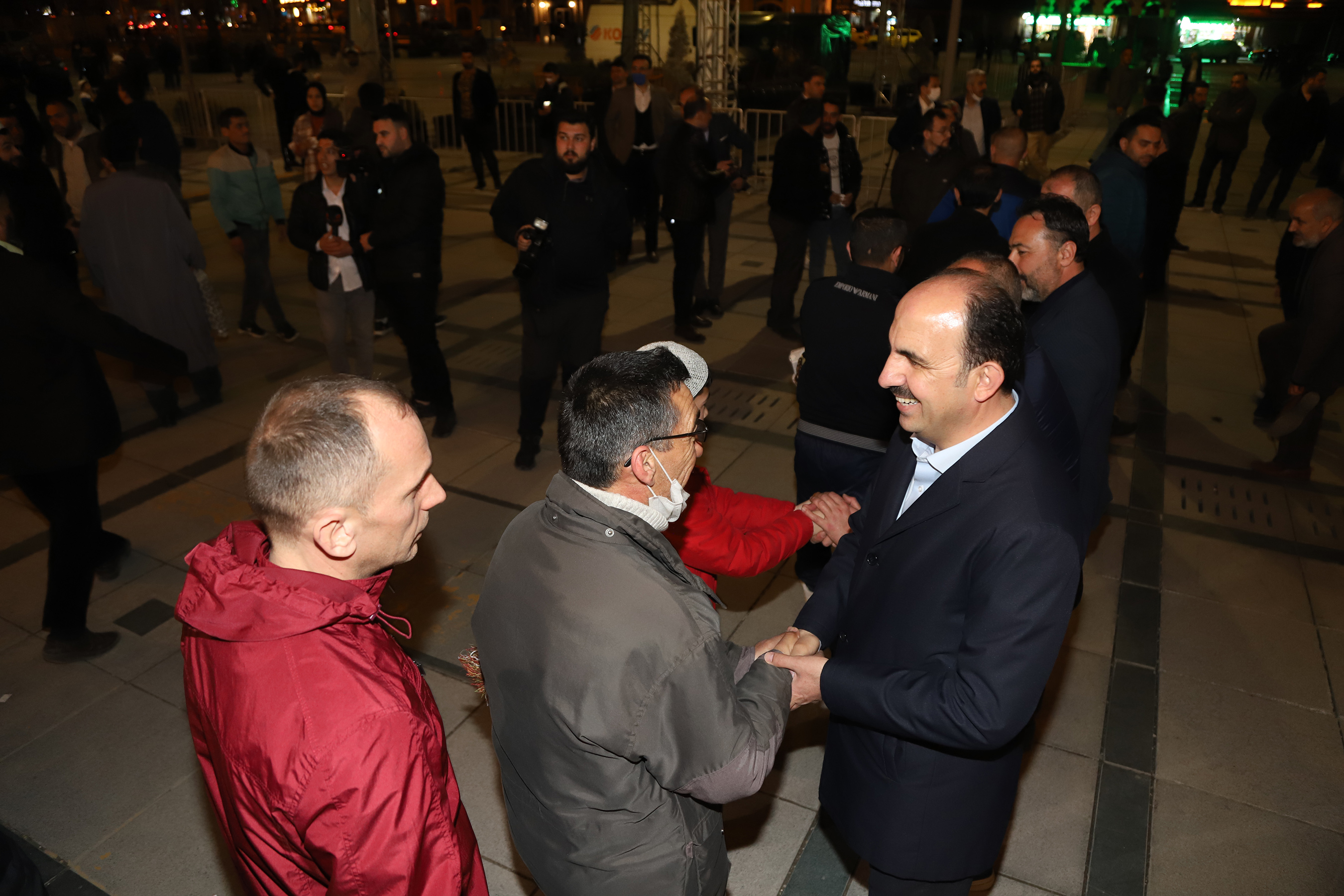 Konya'da İlk Teravih Coşkusu Yaşandı
