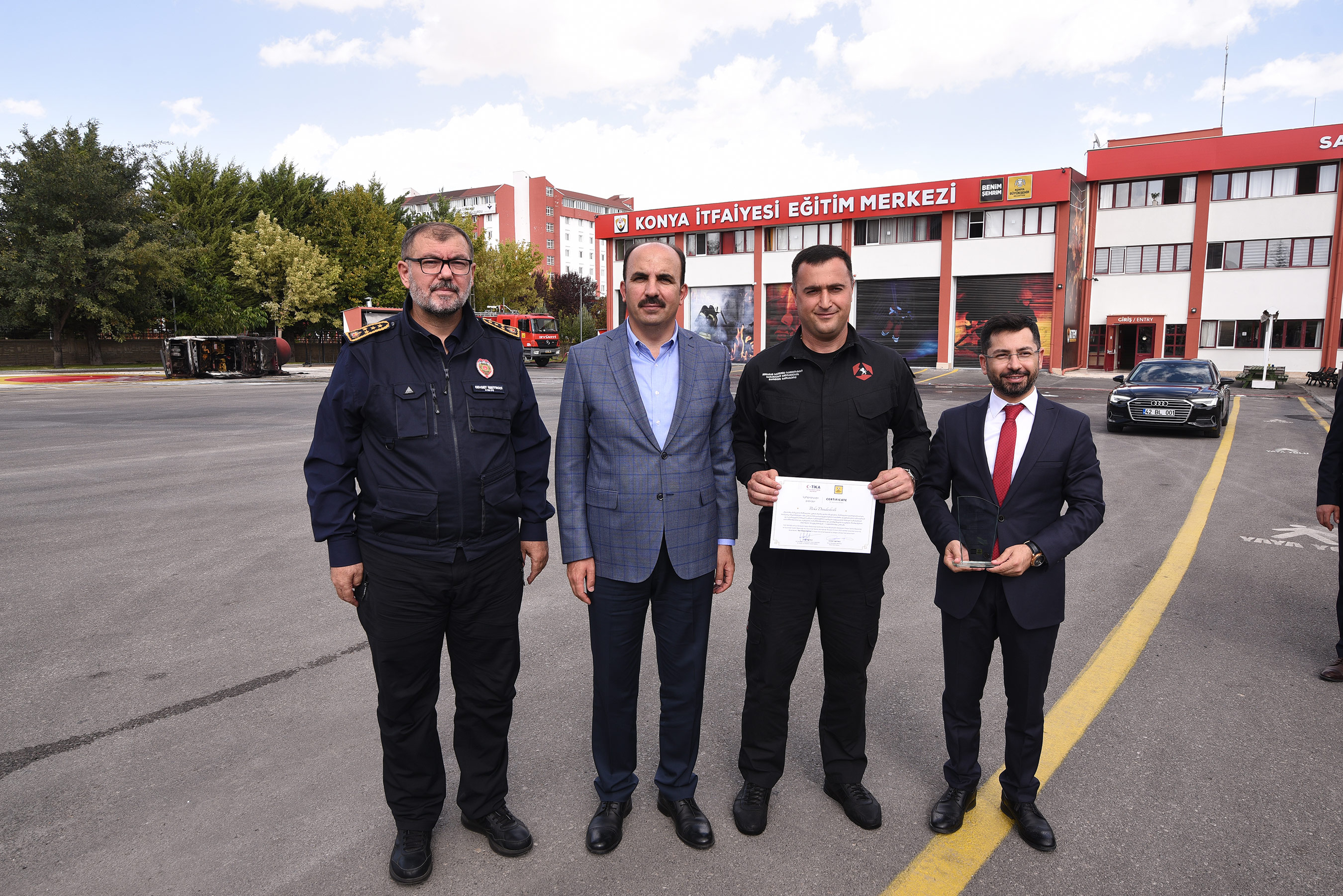 Başkan Altay: 'Konya İtfaiyesi Dünyaya Model Çalışmalar Yapıyor'