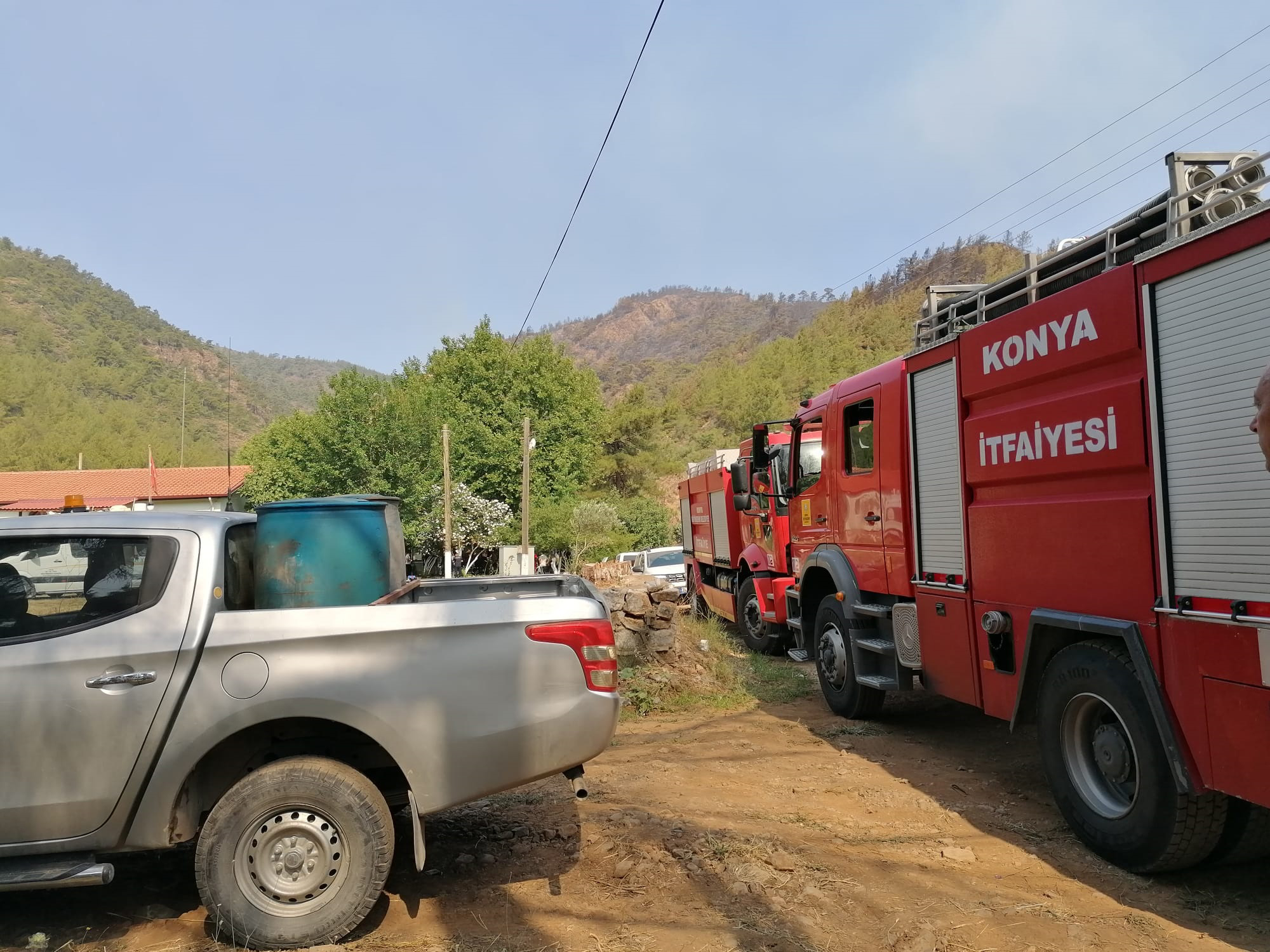 Konya Büyükşehir Marmaris'teki Yangına 22 Araç ve 36 Personelle Katkı Veriyor