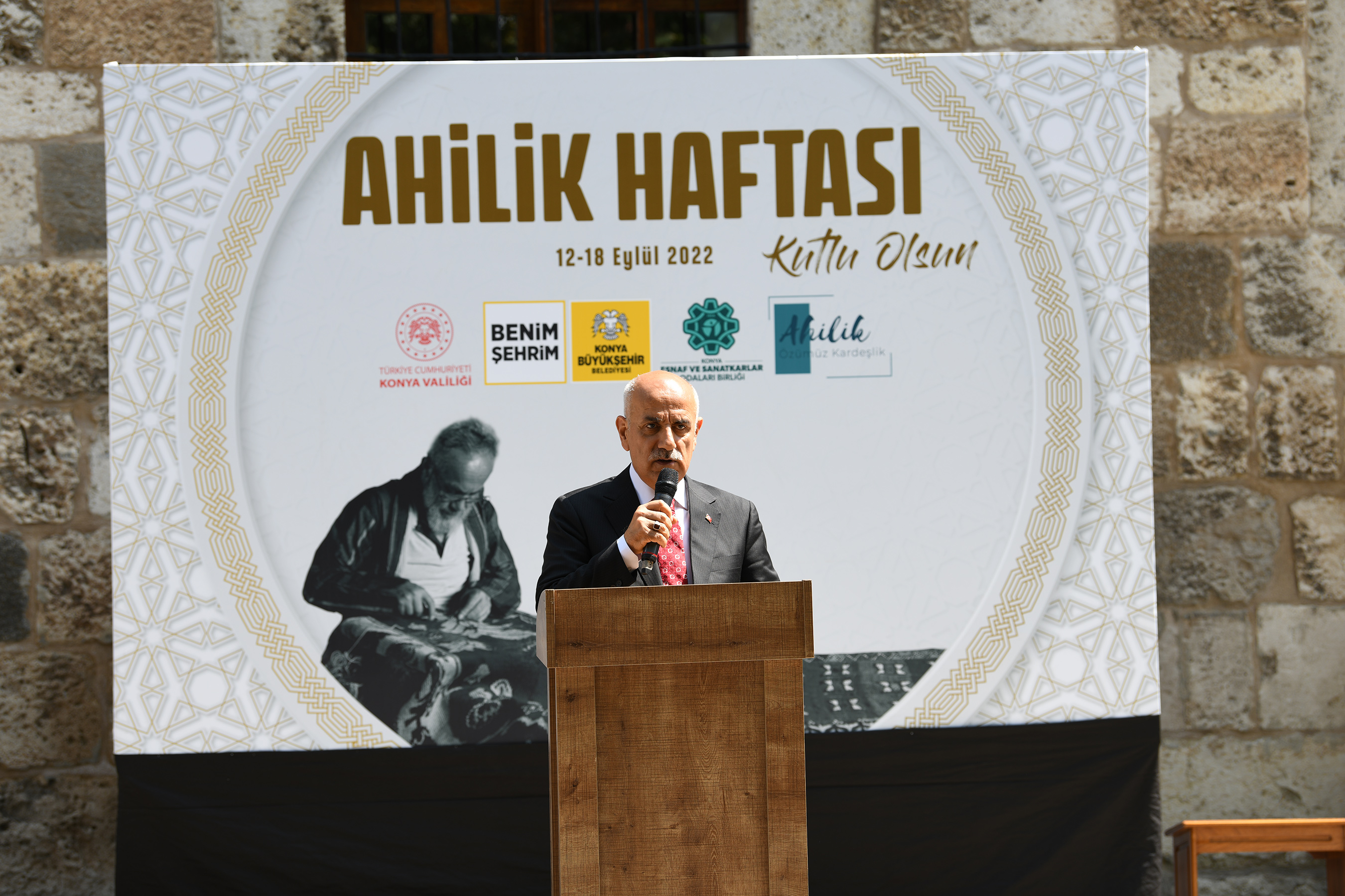Konya'da Ahilik Haftası Etkinlikleri Bakan Kirişci'nin Katılımıyla Başladı