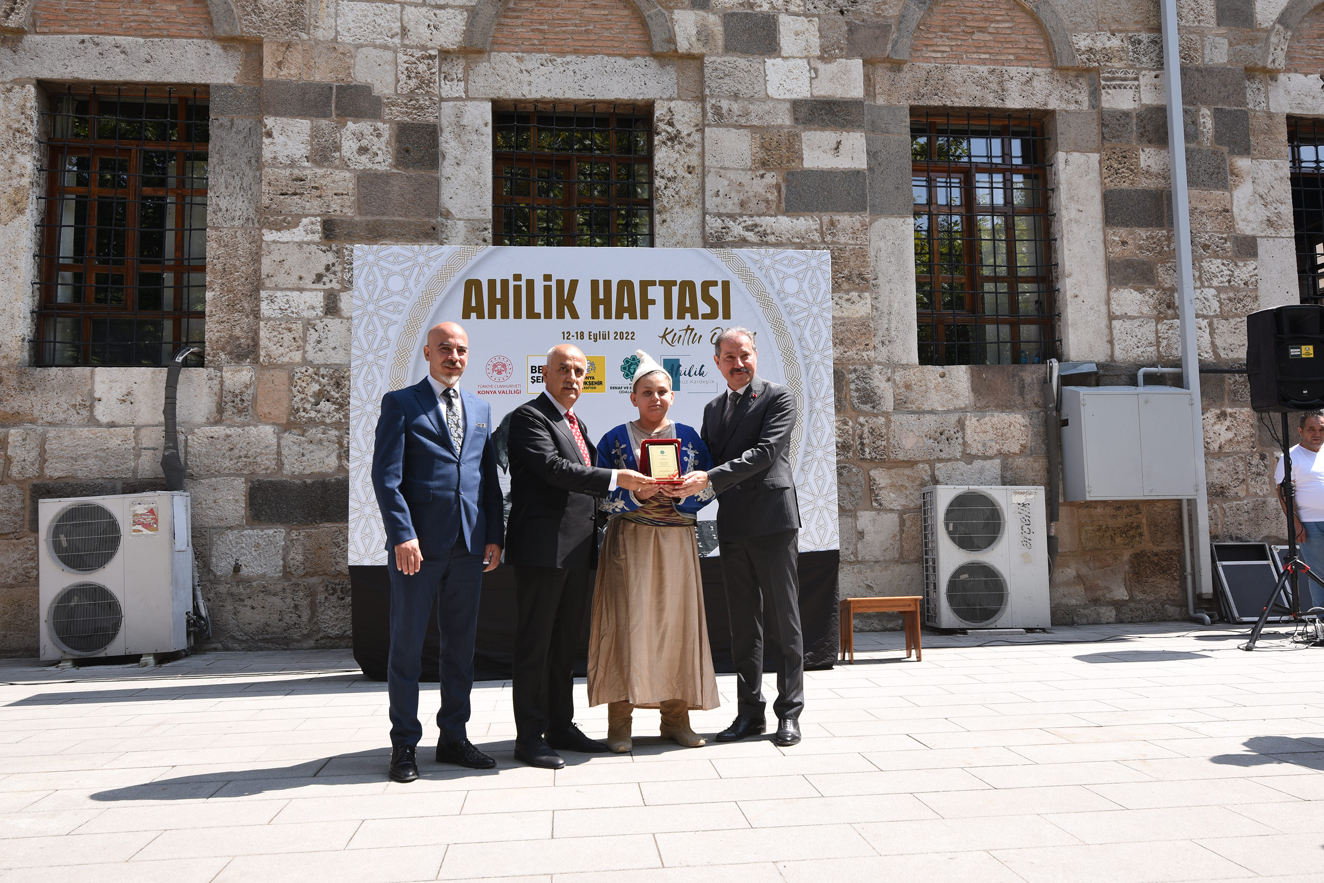 Konya'da Ahilik Haftası Etkinlikleri Bakan Kirişci'nin Katılımıyla Başladı