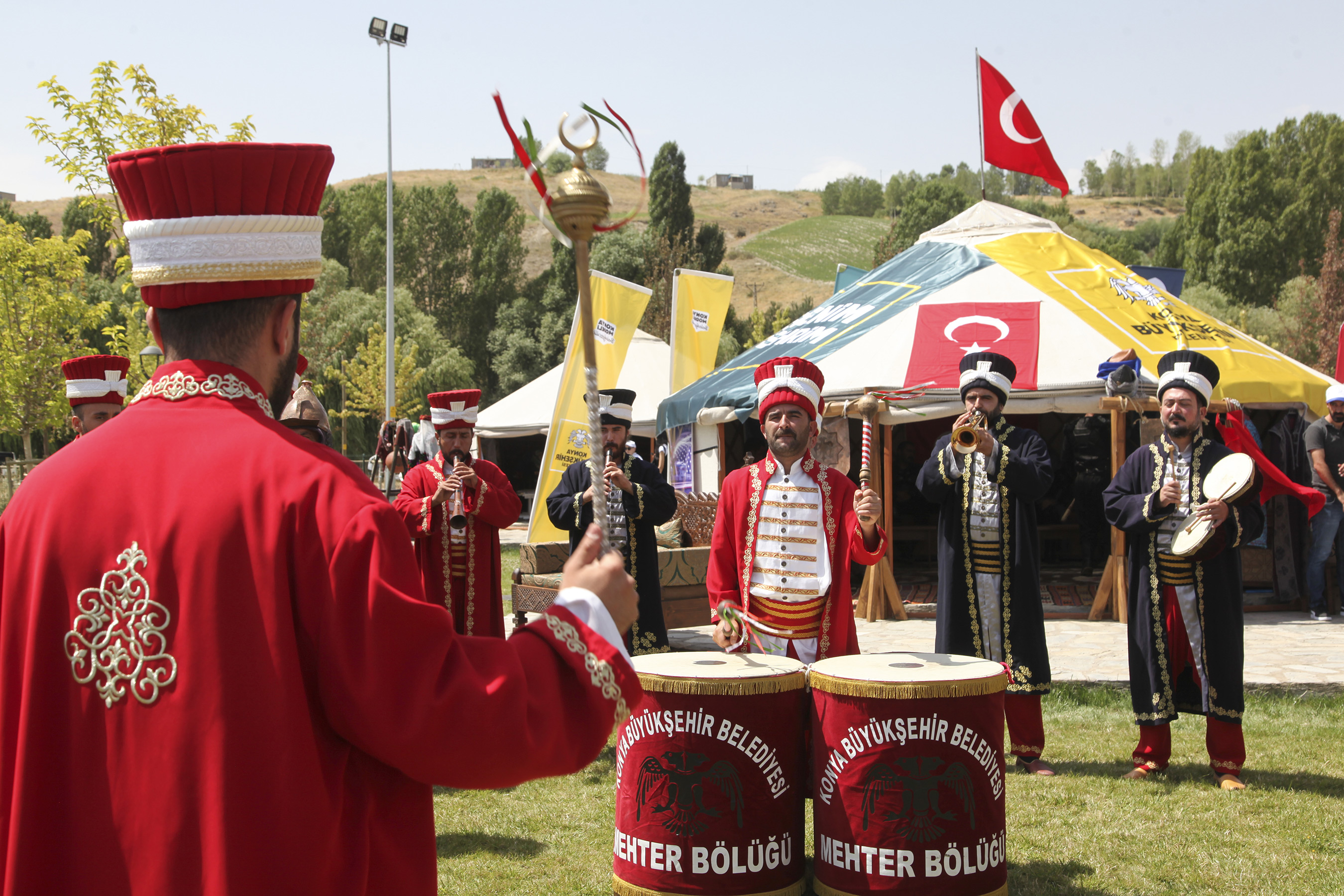 Konya Büyükşehir Malazgirt Zaferi'nin 951. Kutlama Coşkusuna Ortak Oluyor