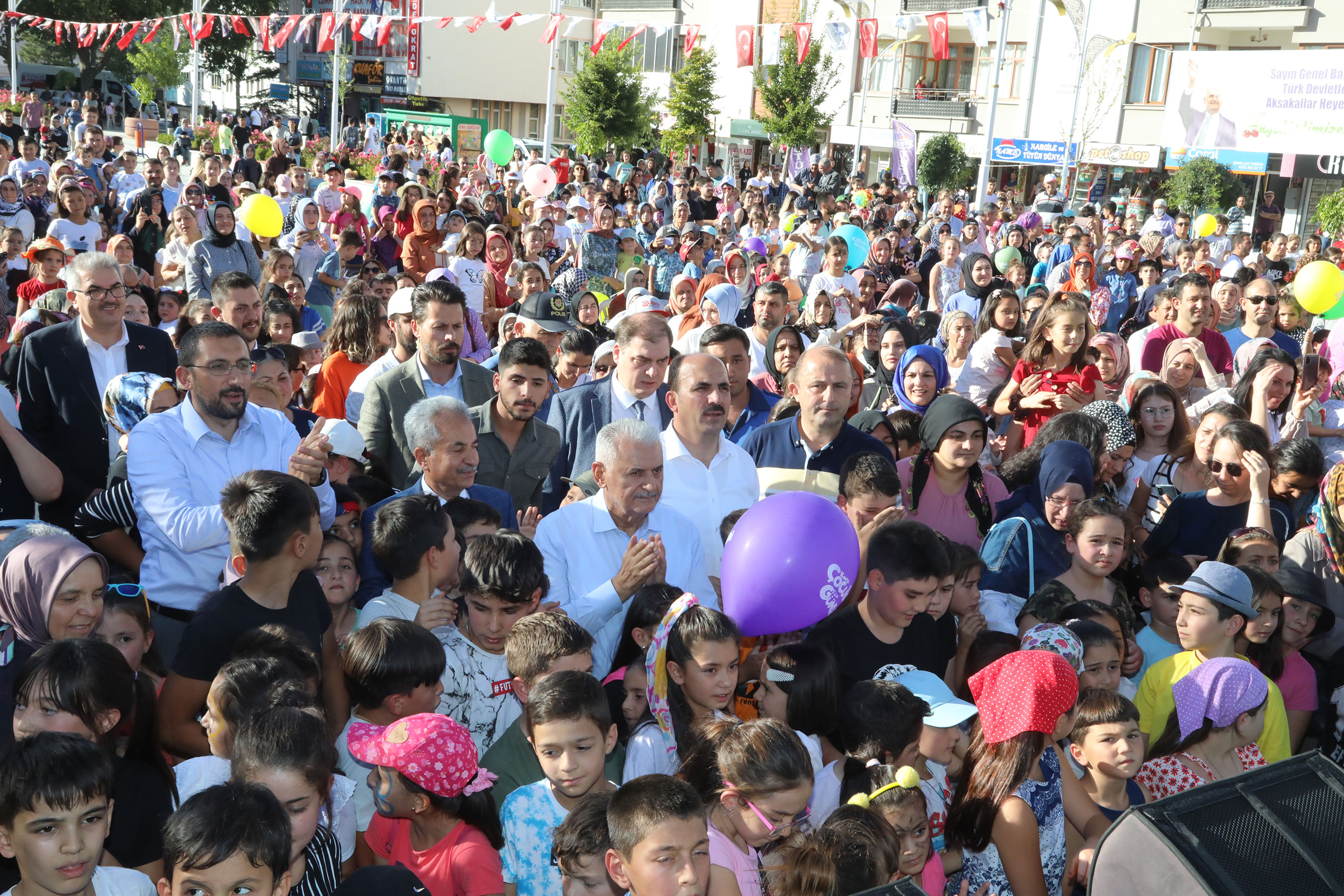 Konya Büyükşehir İlçelerde Çocuk Günleri Düzenliyor 