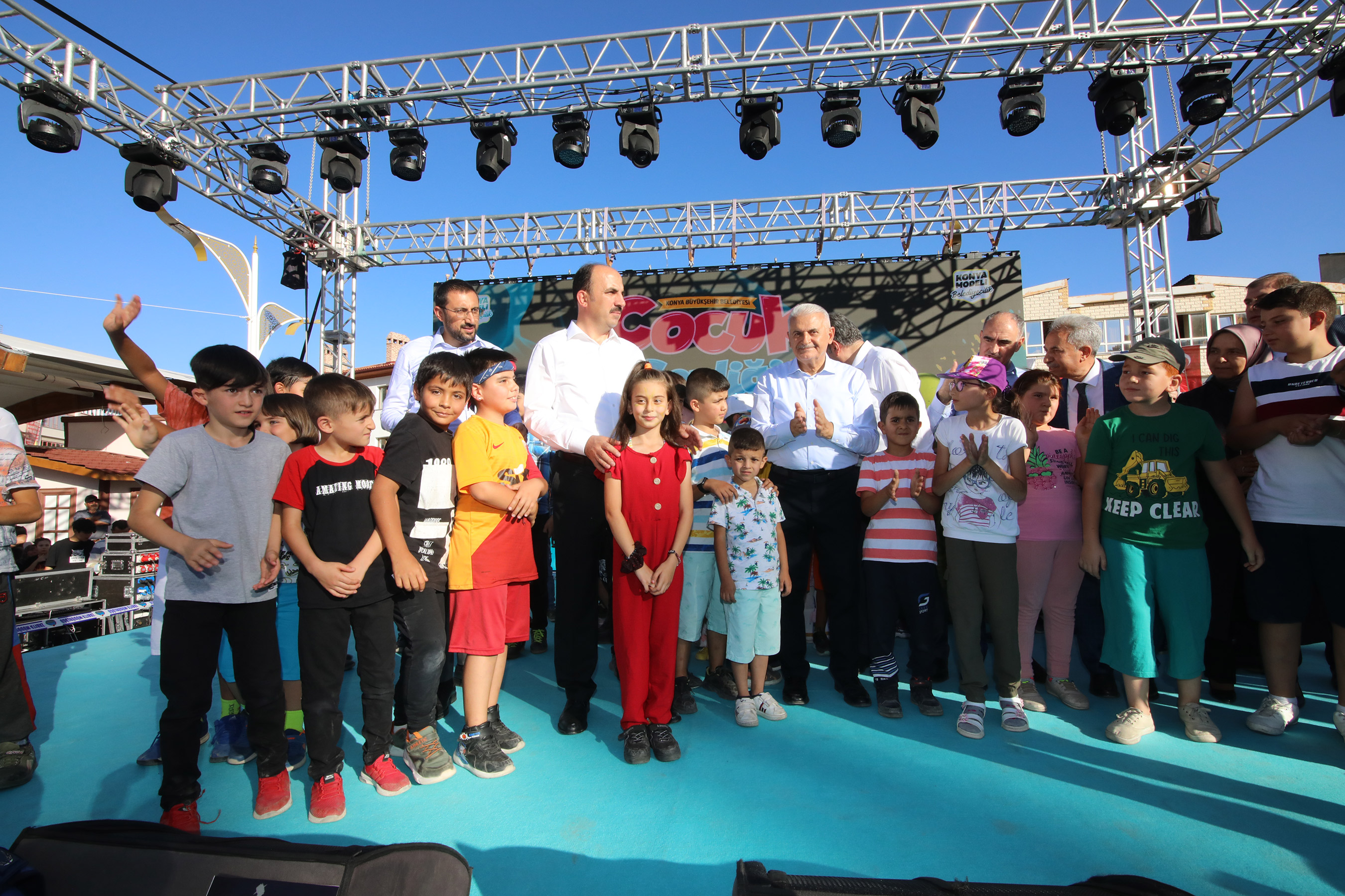 Konya Büyükşehir İlçelerde Çocuk Günleri Düzenliyor 