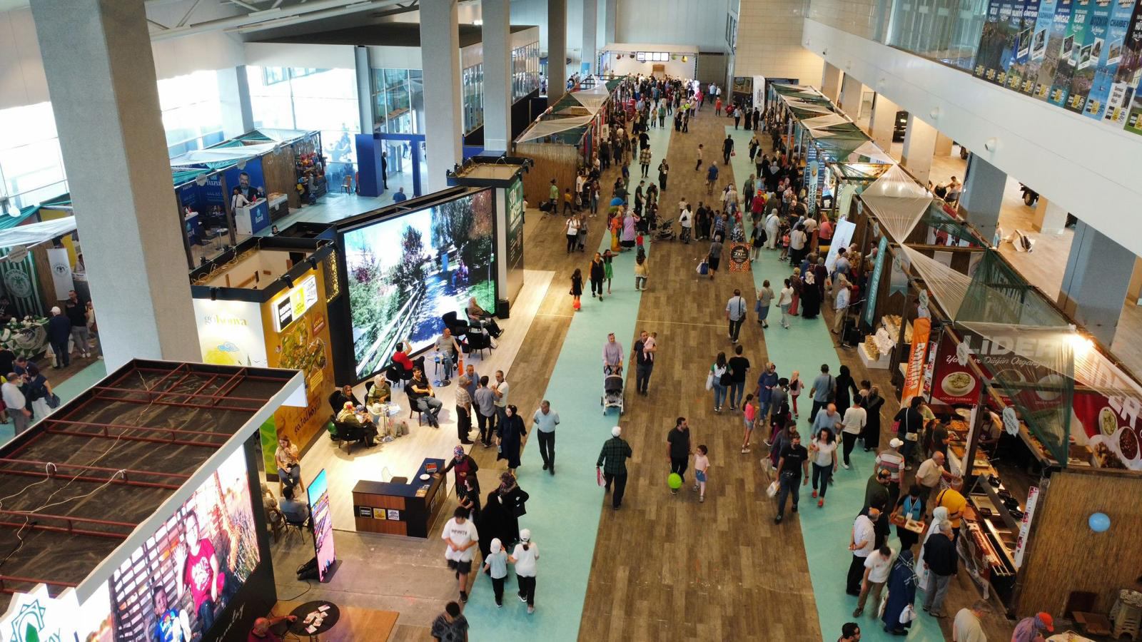 İstanbul'daki 'Konya Günleri' Dolu Dolu Geçti