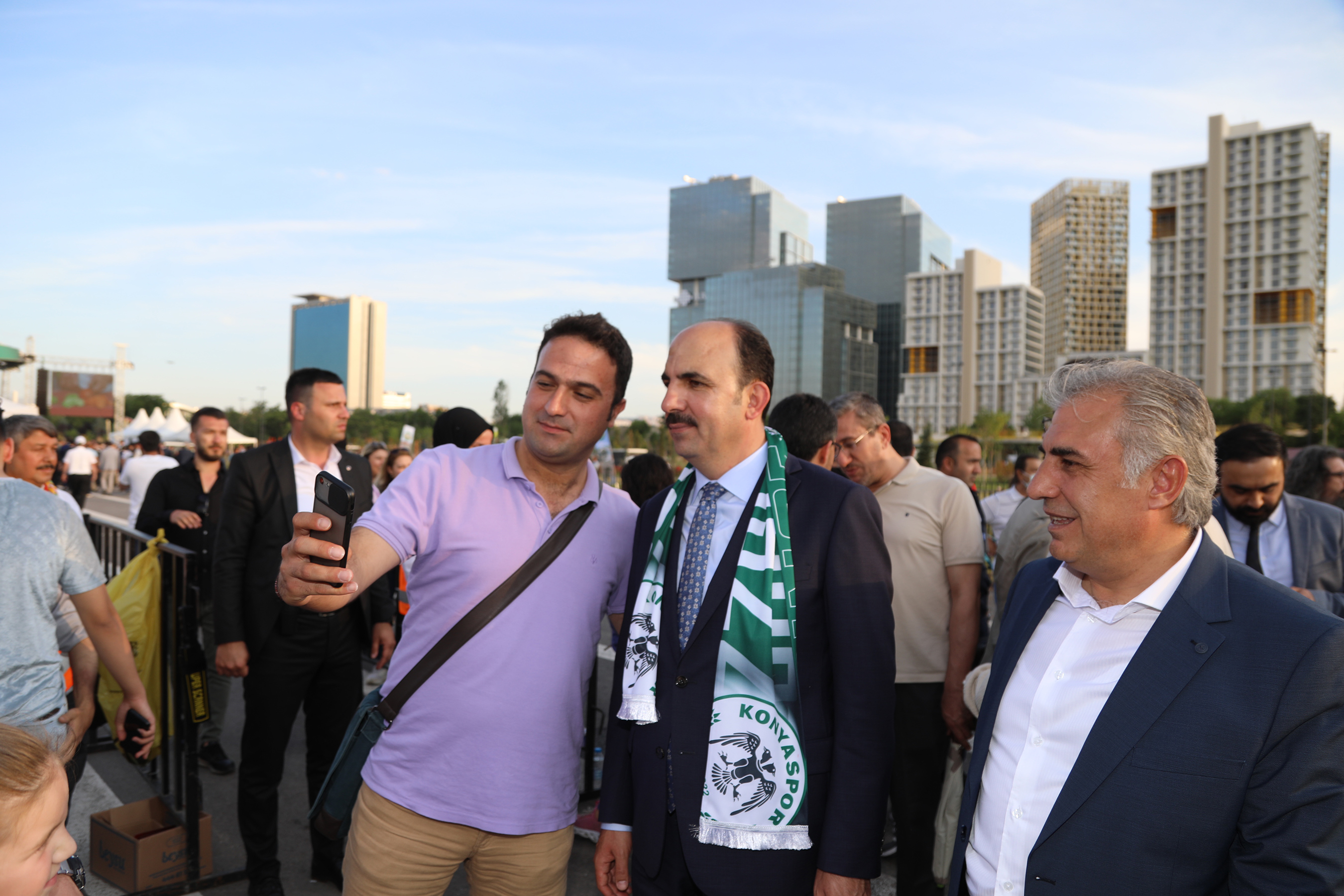 Ankara'da Konya Rüzgarı Esiyor 