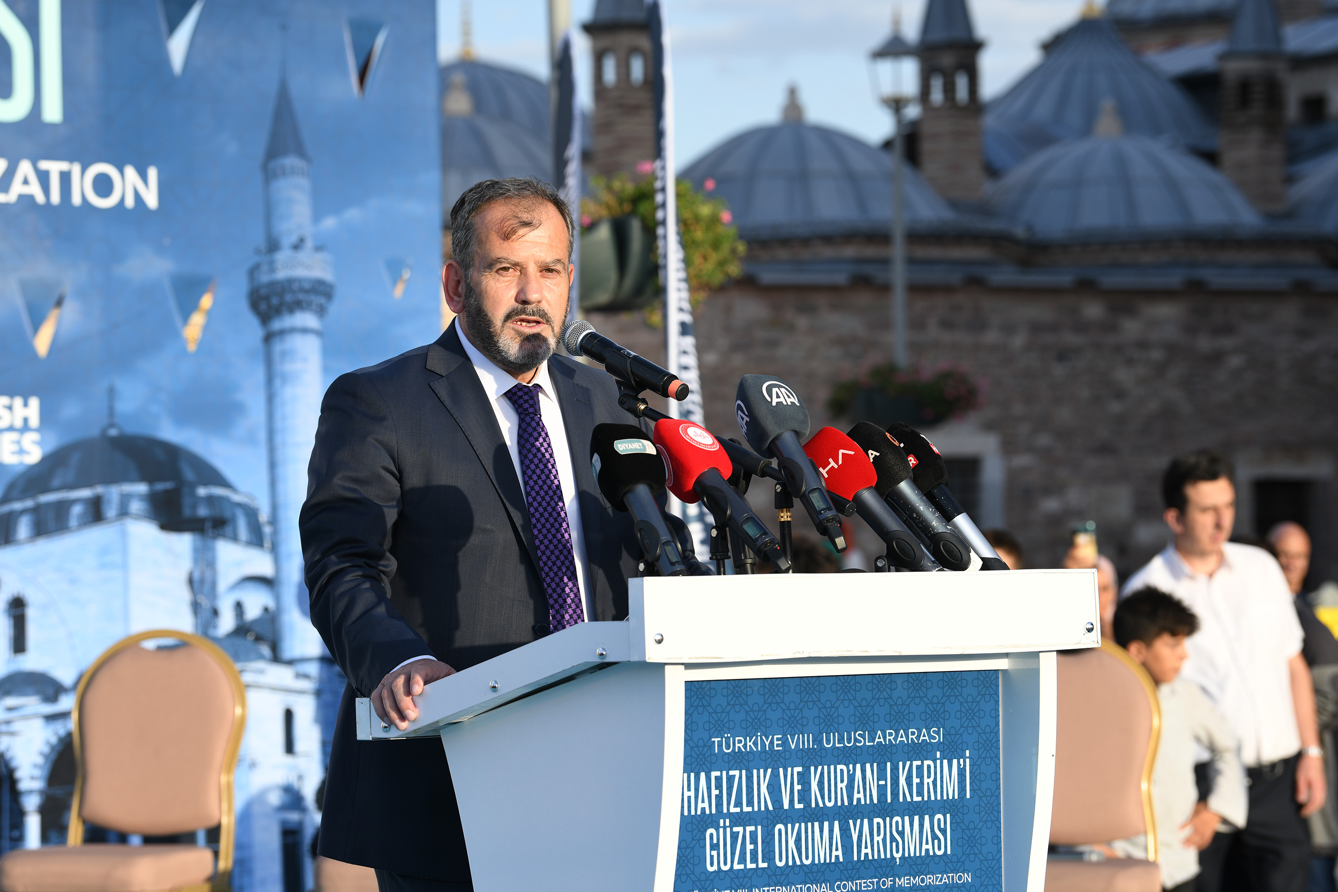 Uluslararası Hafızlık ve Kur'an-ı Kerim'i Güzel Okuma Yarışması Konya'da Başladı