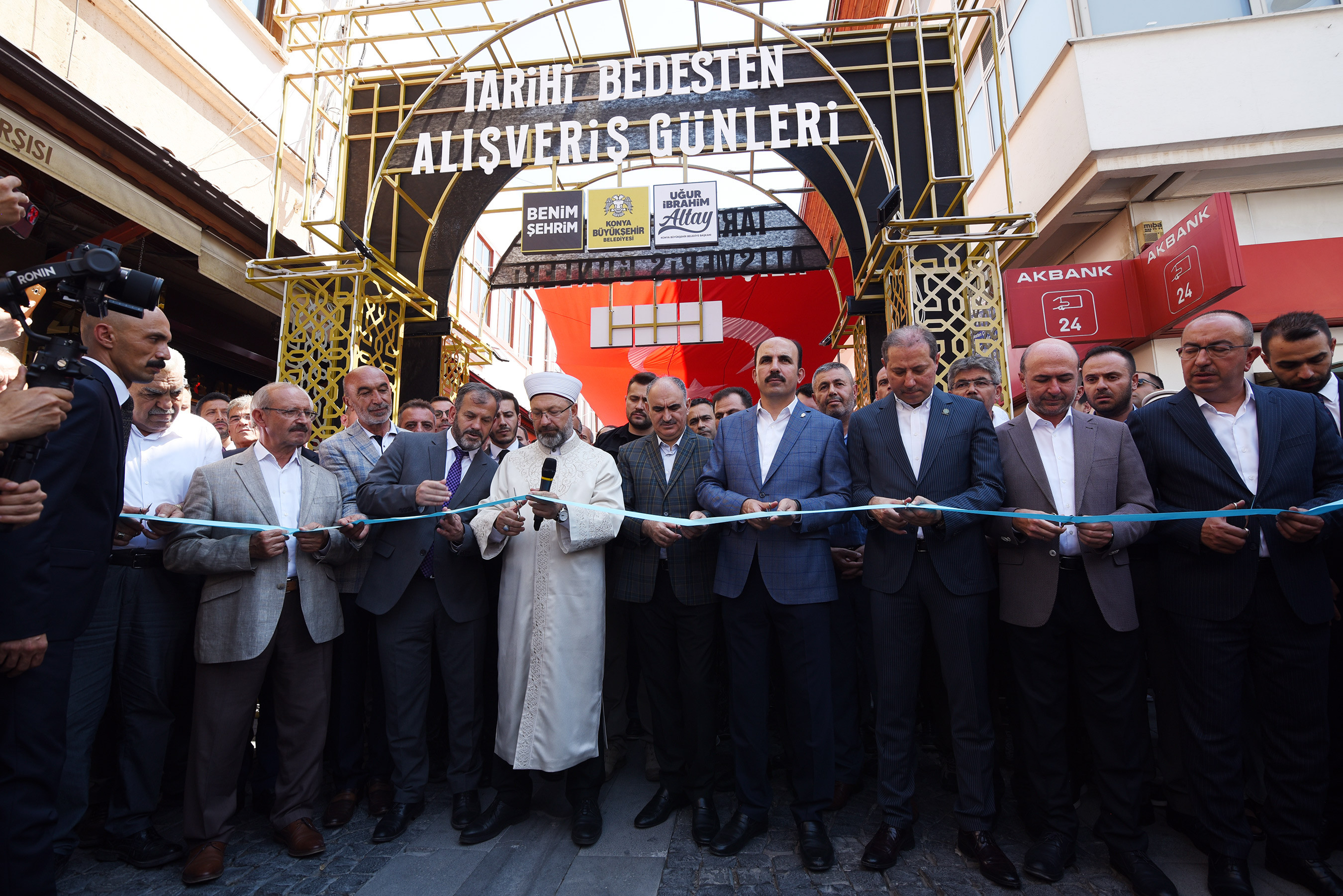 'Tarihi Bedesten Alışveriş Günleri' On Binlerce Misafiri Ağırladı