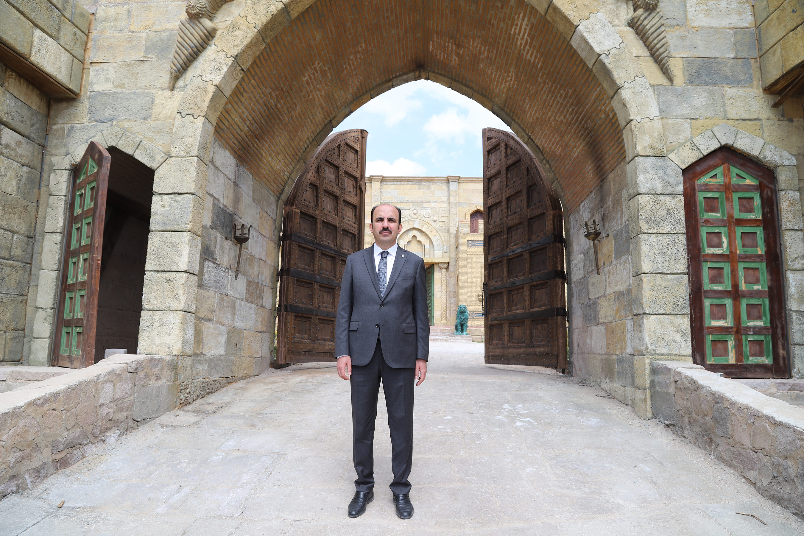 Başkan Altay: 'TRT Film Platoları Konya'nın Önemli Cazibe Alanlarından Biri Oldu'