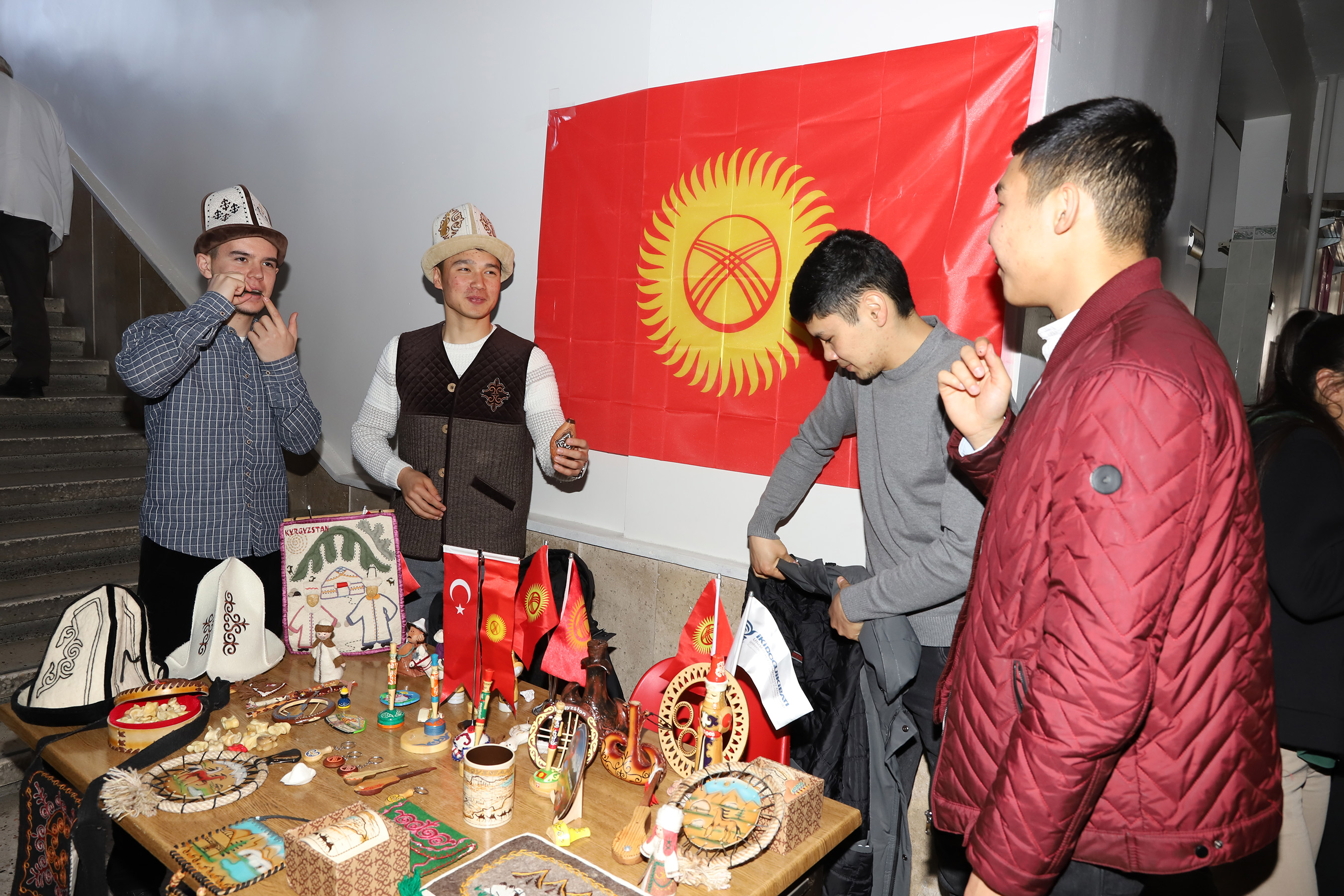 Büyükşehir Gençlik Meclisi Uluslararası Öğrencileri Konyalı Gençlerle Buluşturuyor