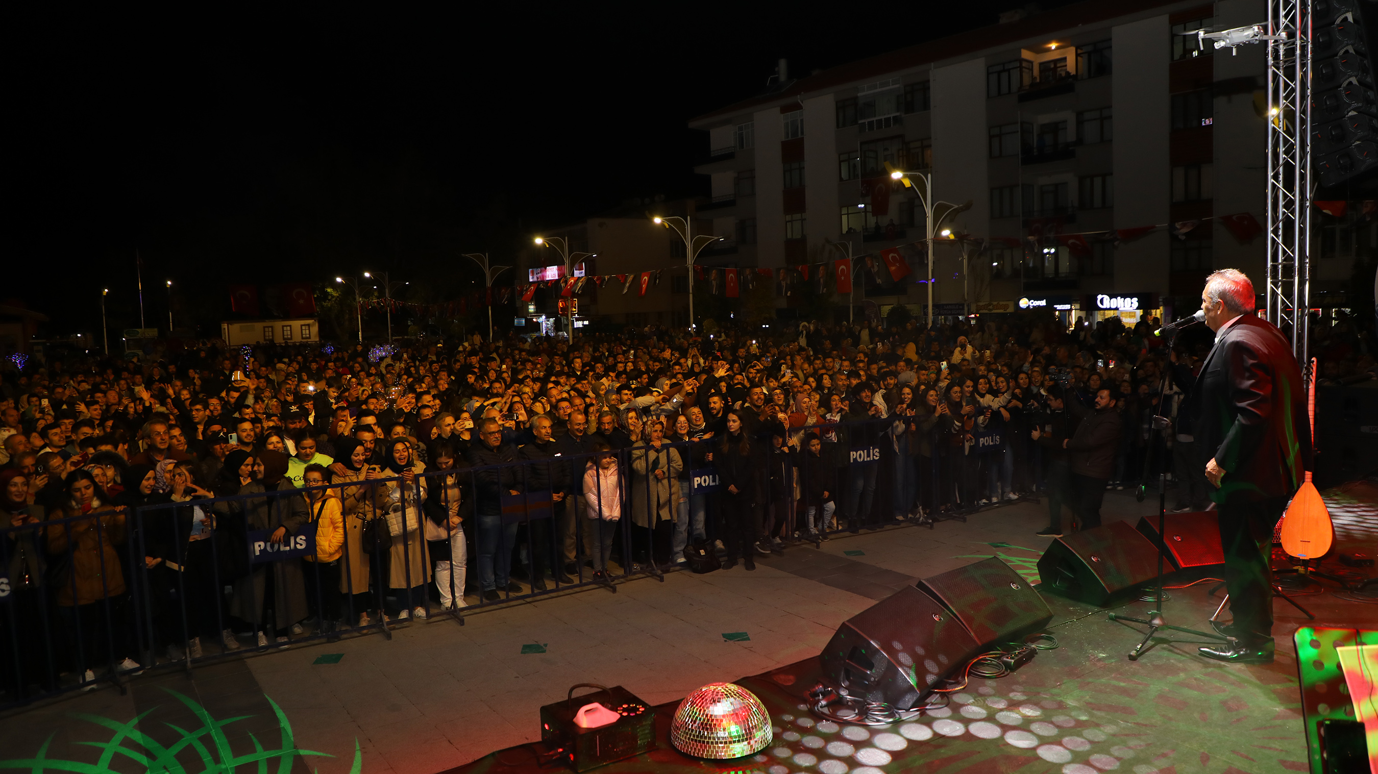 Konya Büyükşehir Akşehir ve Ereğli'de Cumhuriyet Konserleri Düzenledi 
