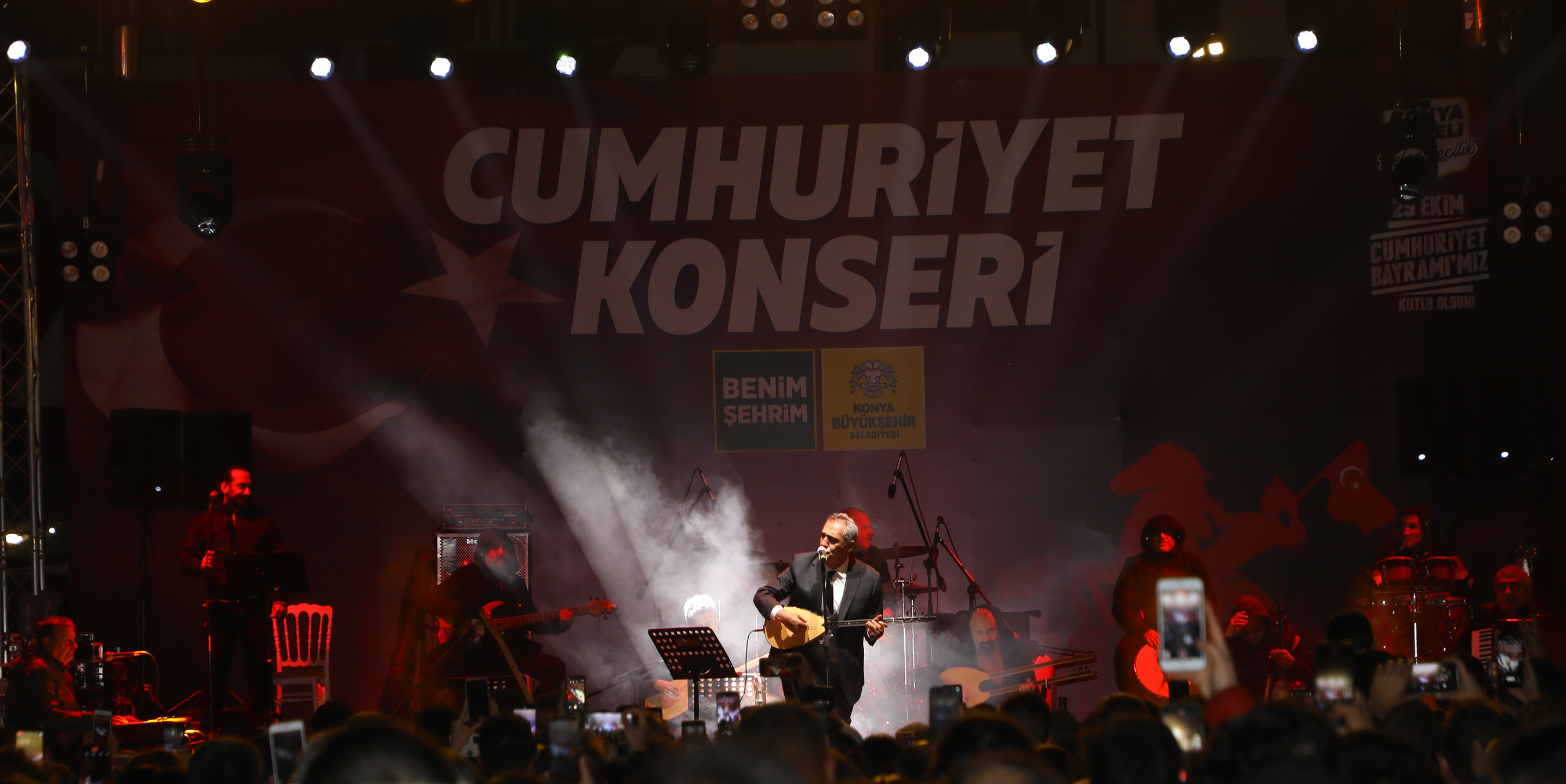 Konya Büyükşehir Akşehir ve Ereğli'de Cumhuriyet Konserleri Düzenledi 
