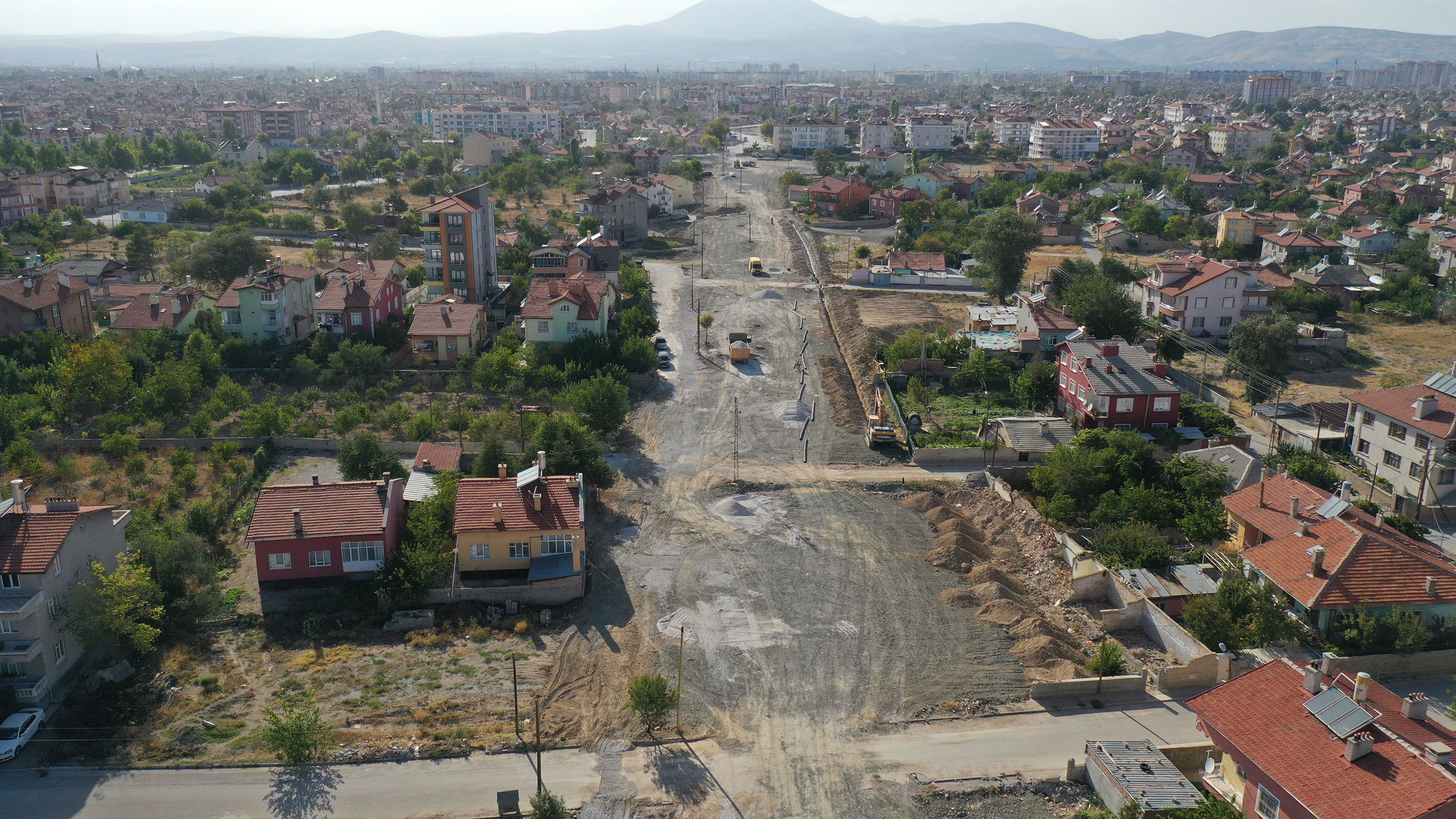 Başkan Altay: 'Alparslan Türkeş Caddesi'ne 12 Km'lik Yeni Su Şebeke Hattı Kazandırıyoruz'
