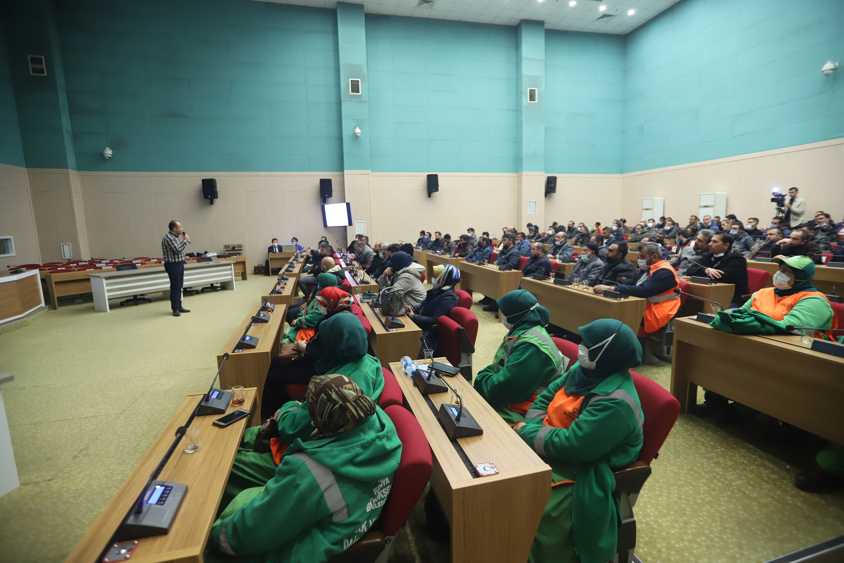 Büyükşehir'den Park ve Bahçeler Personeline Eğitim 