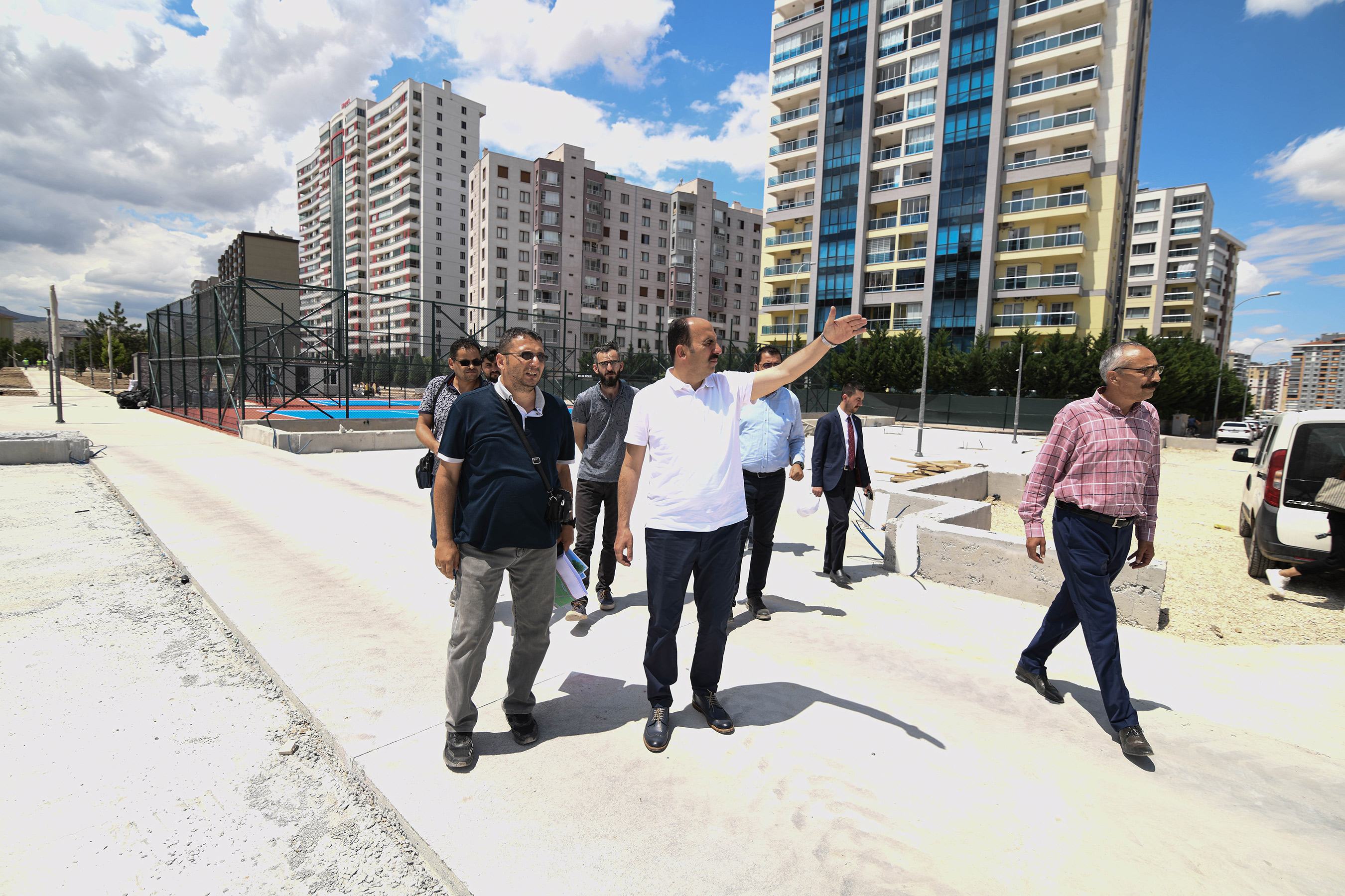 Başkan Altay: 'Şefik Can Parkı Yeşil Dokusuyla Sosyal Hayata Katkı Sağlayacak'