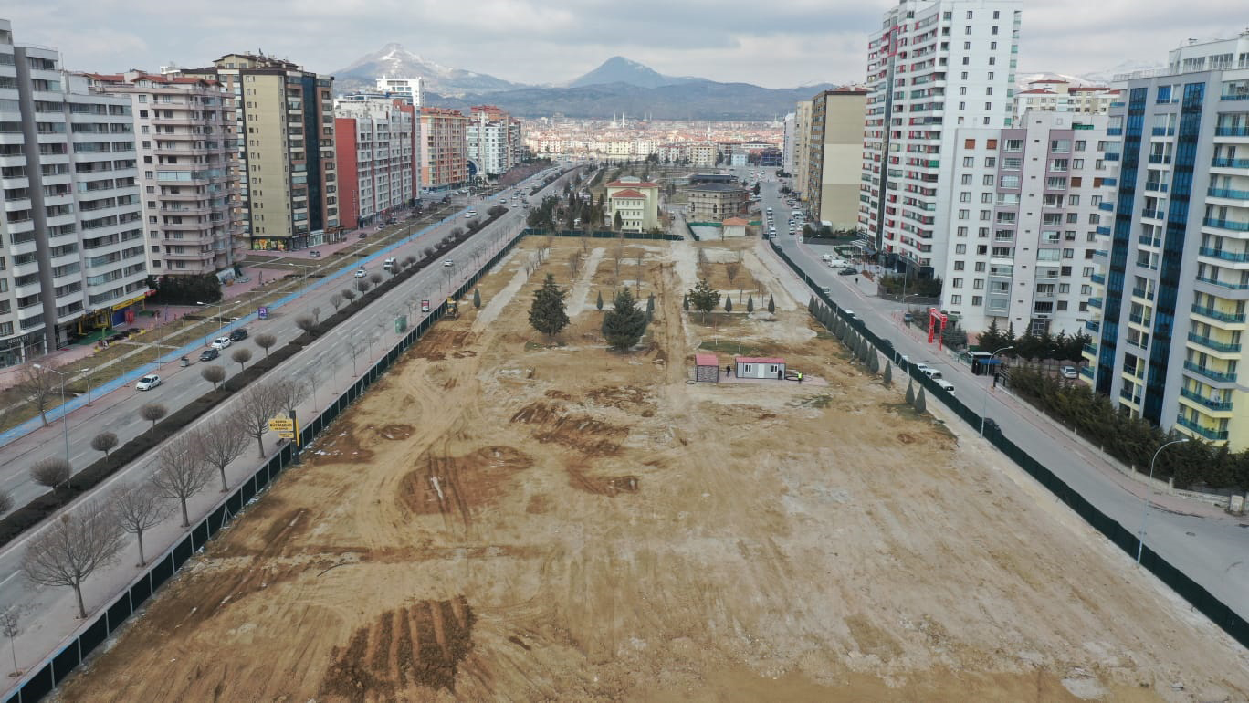 Şefik Can Caddesi'nde Yeni Bir Spor ve Sosyal Donatı Alanı Oluşuyor