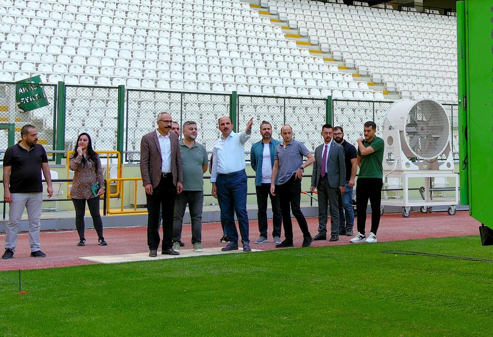Başkan Altay: 'Stadyumdaki Çalışmaları Bir Hafta İçinde Tamamlayacağız'