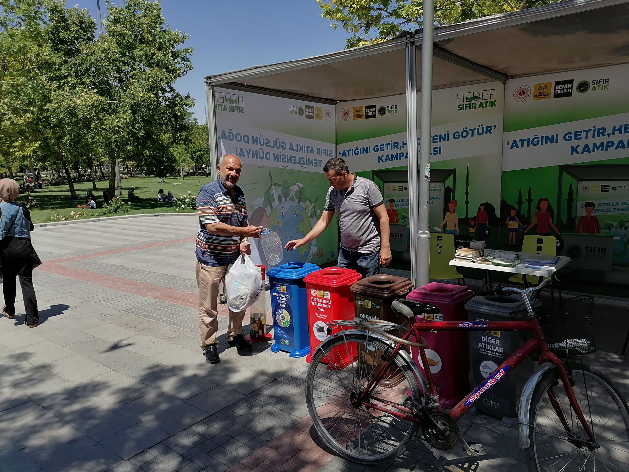 Konya Büyükşehir'den 'Atığını Getir Hediyeni Al' Kampanyası