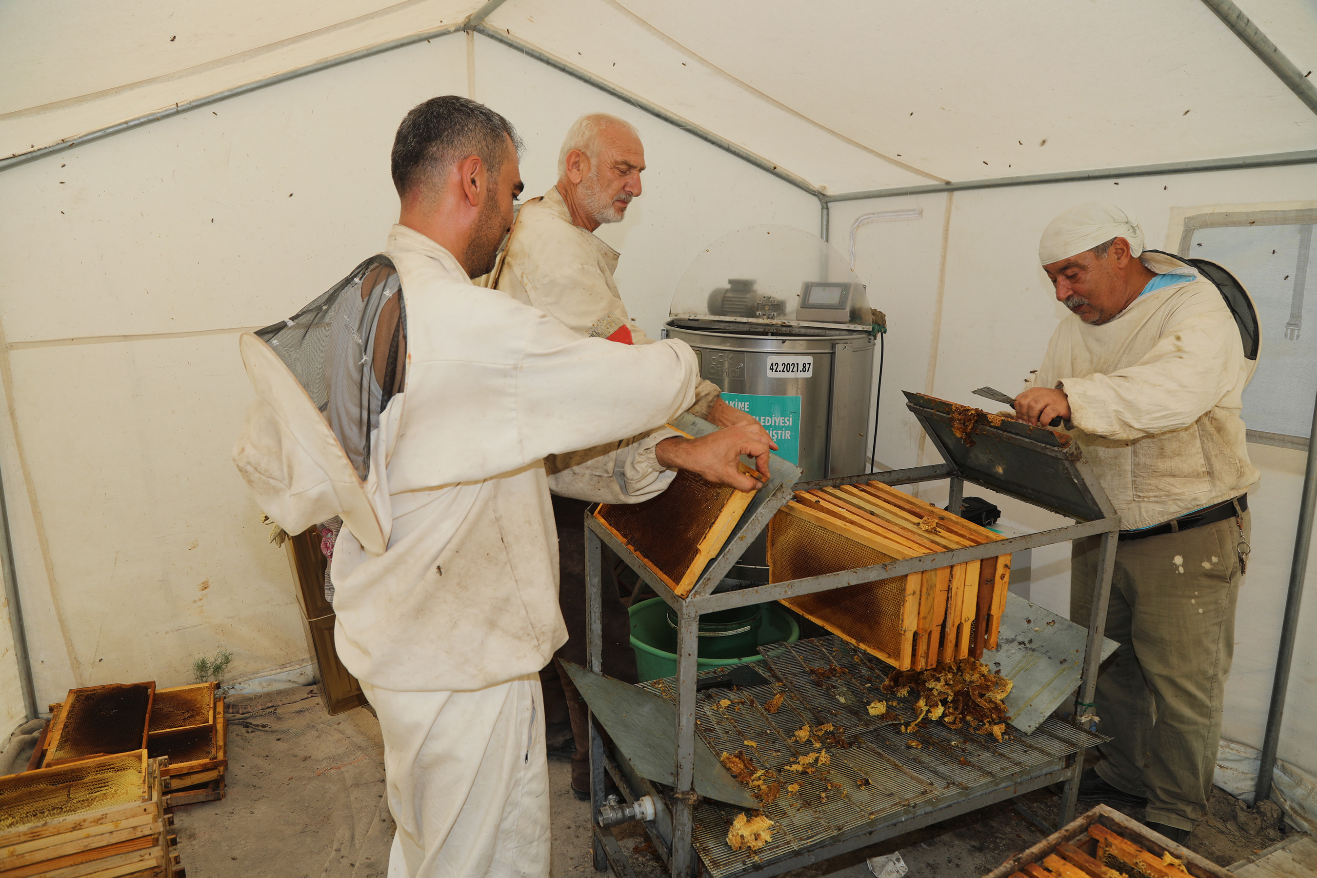 Konya Büyükşehir Destekledi, Bal Üreticisinin Rekoltesi Arttı