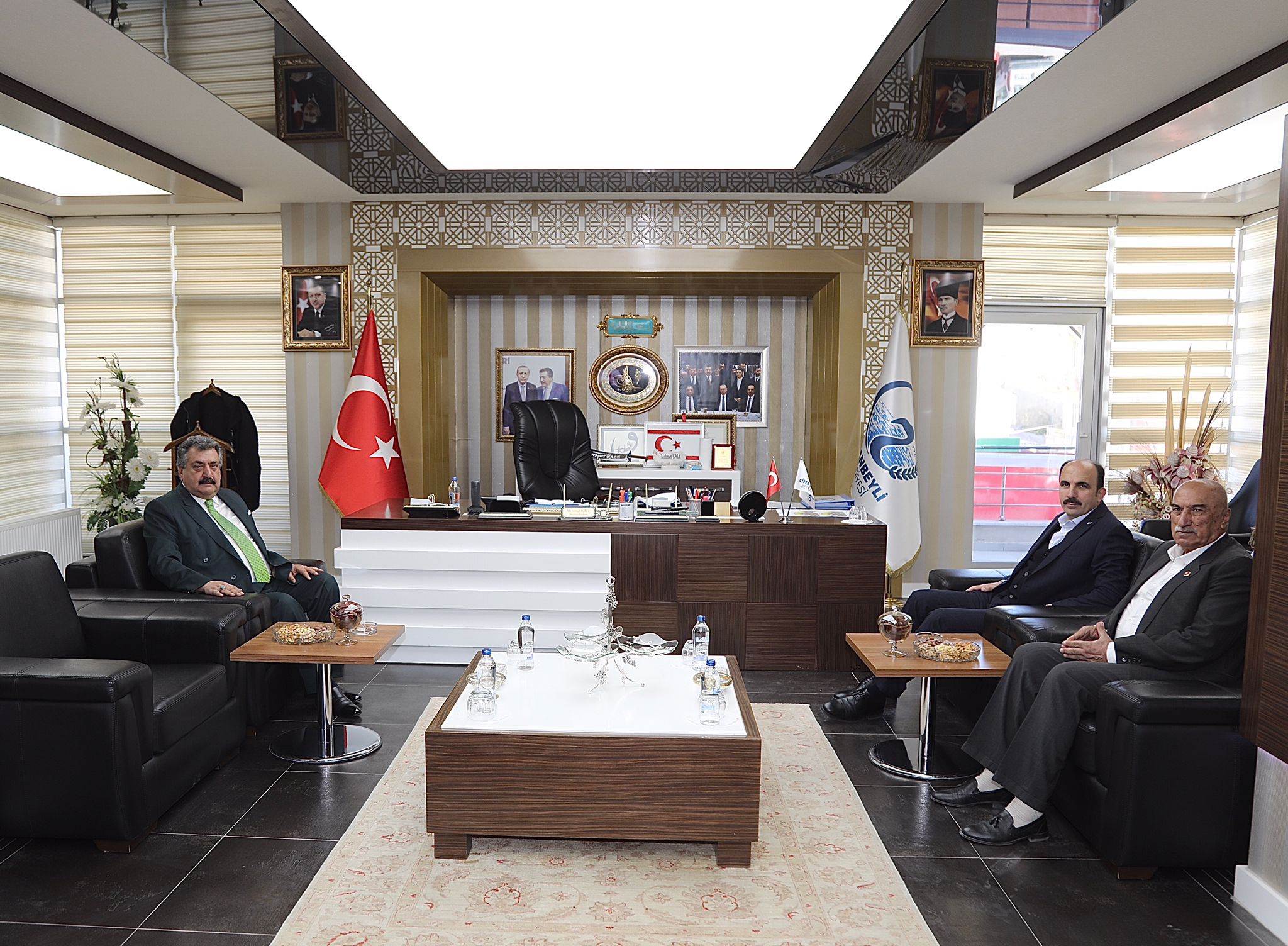 Başkan Altay Cihanbeyli ve Kulu İlçelerini Ziyaret Etti