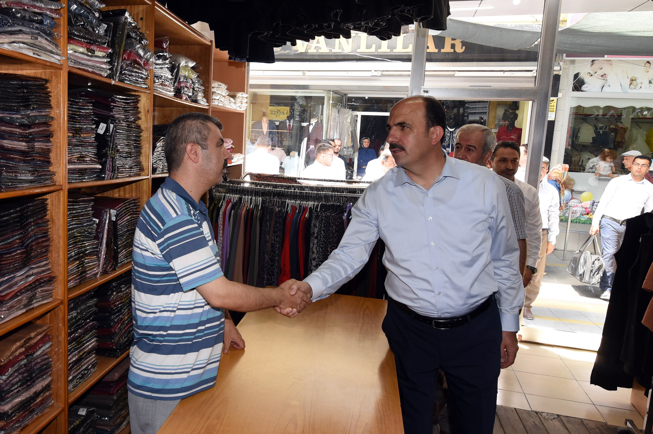 Başkan Altay Ereğli'de Esnafla ve Vatandaşla Buluştu, Yatırımları İnceledi