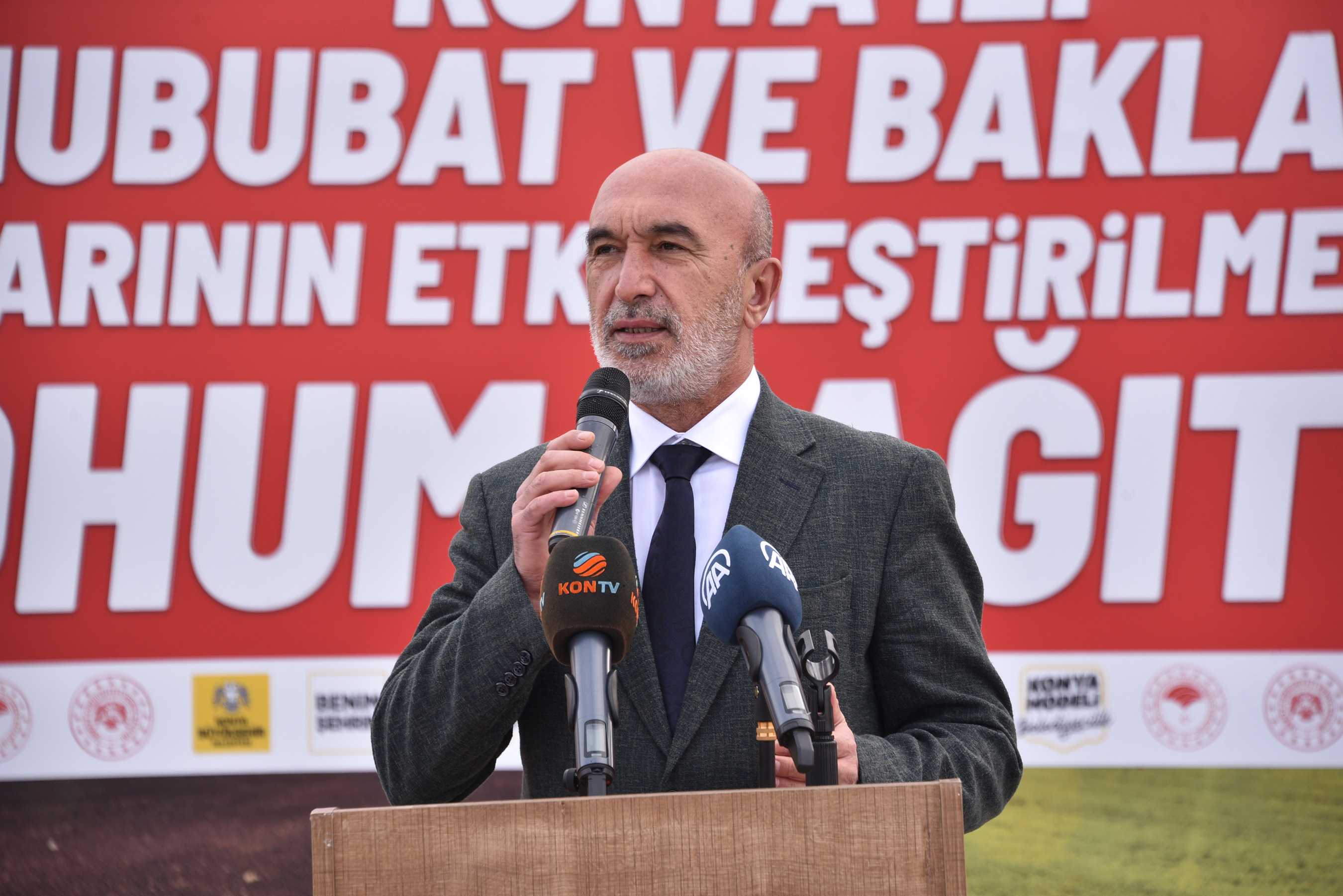 Konya'da Atıl Arazilerin Üretime Kazandırılması İçin Çiftçiye Hububat Desteği 